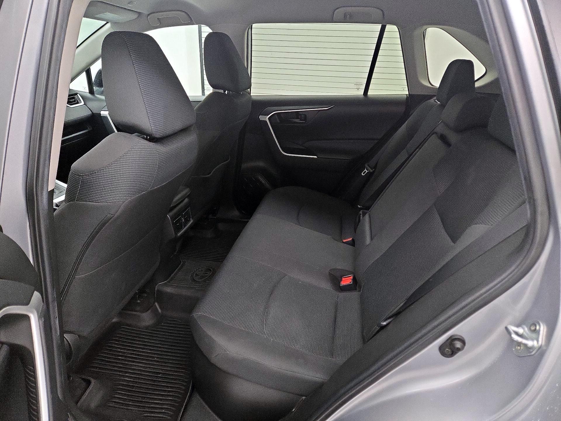 Thumbnail: 2023 Toyota RAV4 - 18