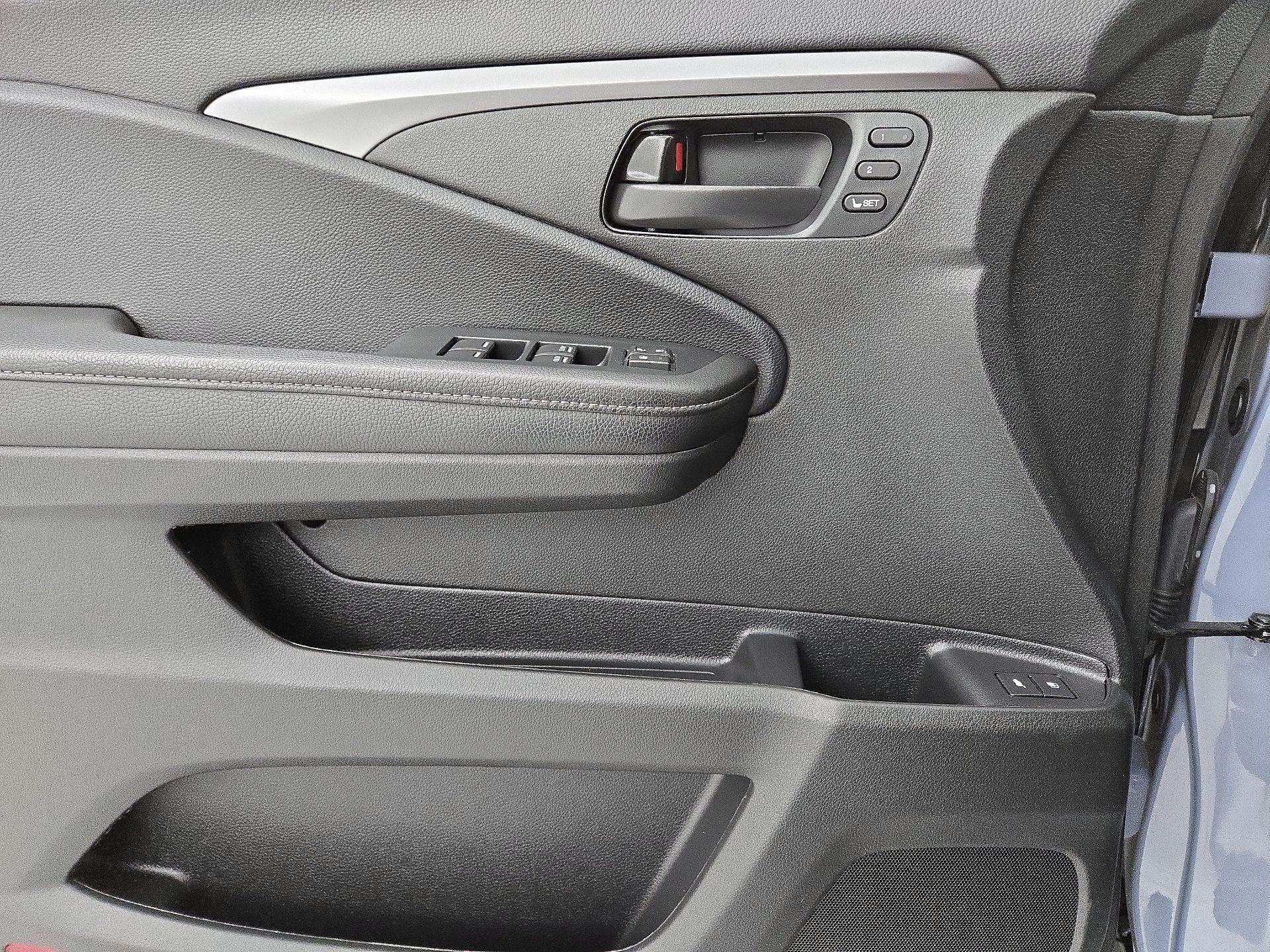 Thumbnail: 2022 Honda Passport - 12