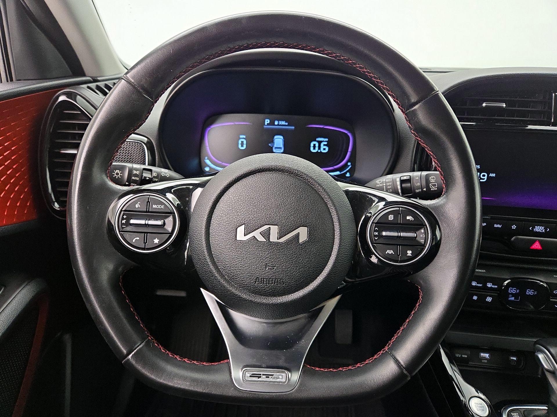 Thumbnail: 2023 Kia Soul - 10