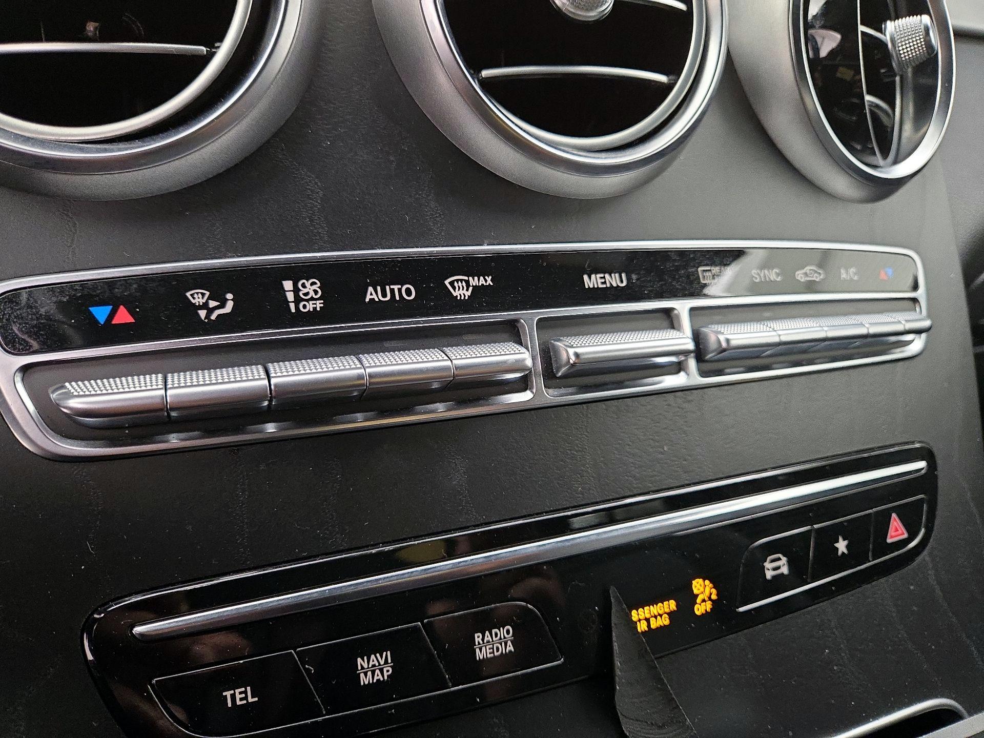 Thumbnail: 2021 Mercedes-Benz GLC - 16