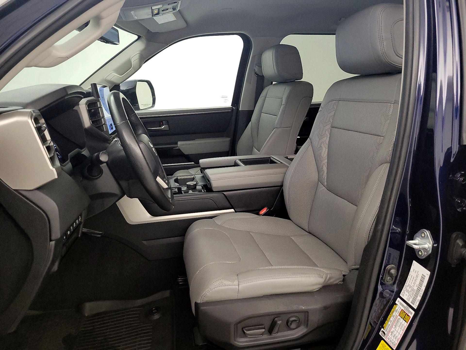 Thumbnail: 2023 Toyota Tundra - 11