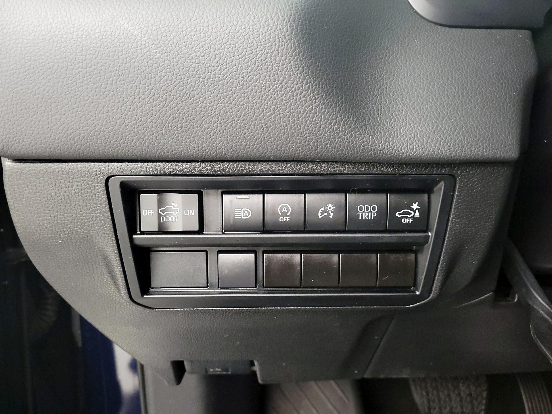 Thumbnail: 2023 Toyota Tundra - 13