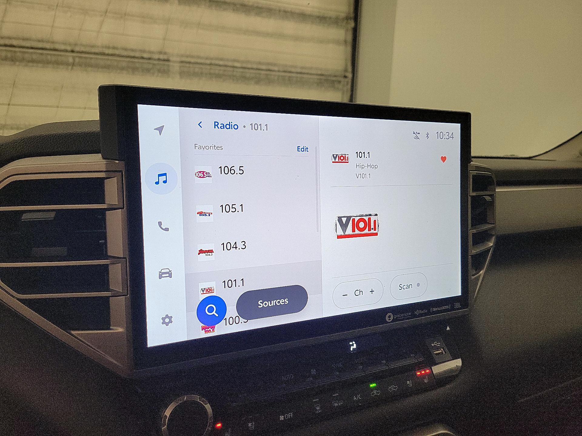 Thumbnail: 2023 Toyota Tundra - 15