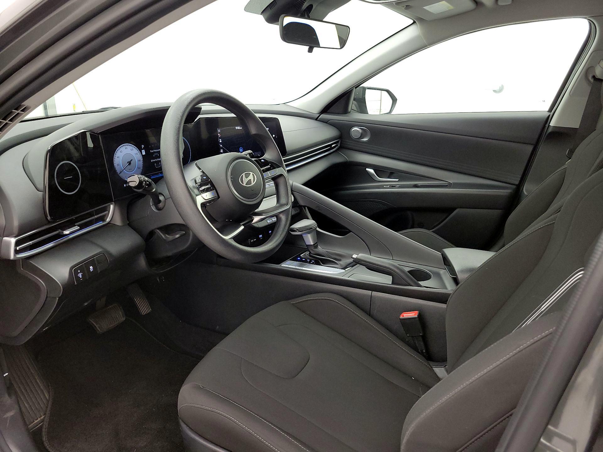 Thumbnail: 2024 Hyundai Elantra - 11