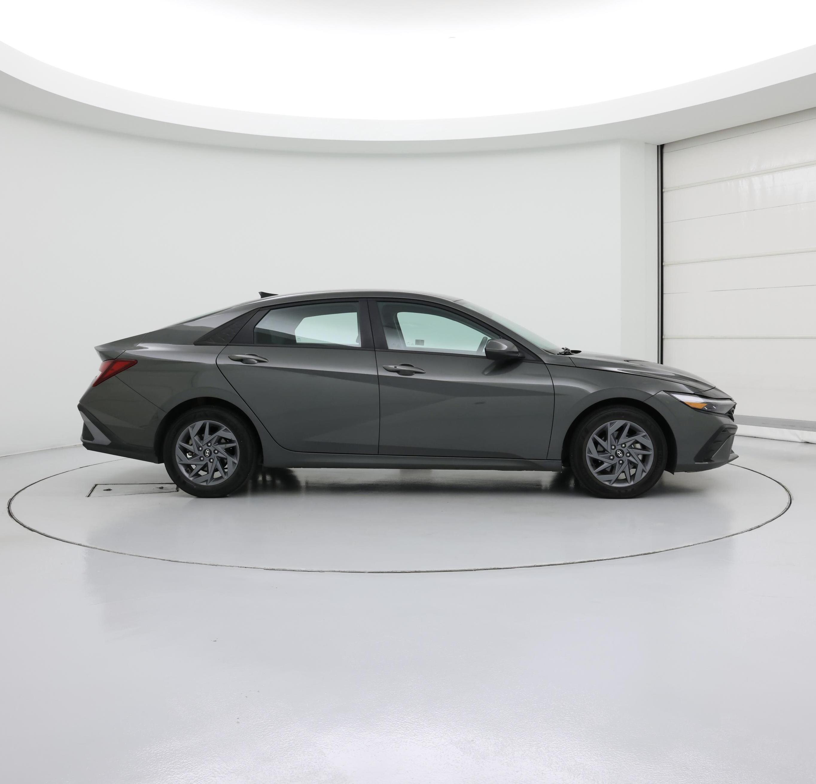 Thumbnail: 2024 Hyundai Elantra - 7