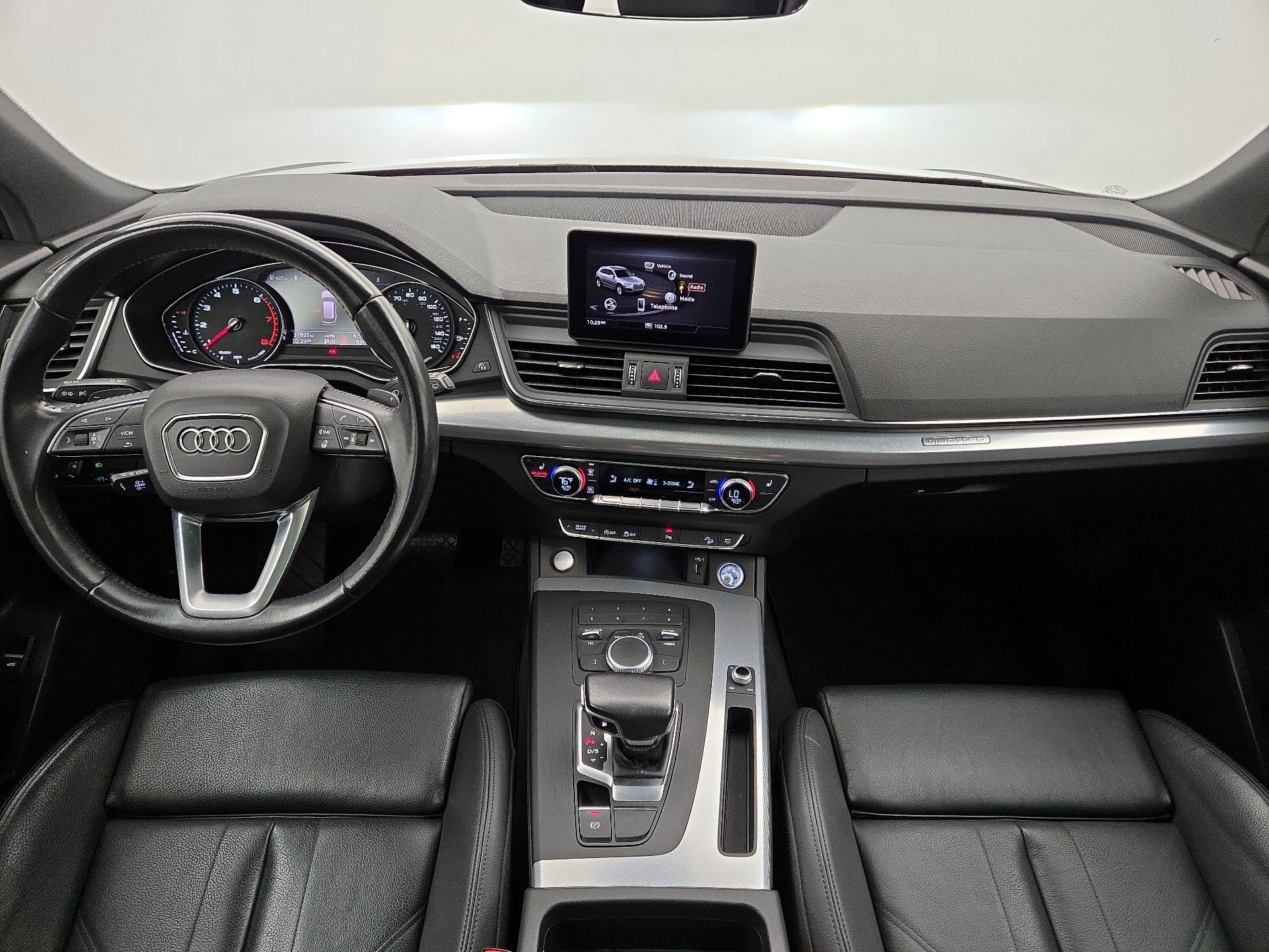 Thumbnail: 2020 Audi Q5 - 9