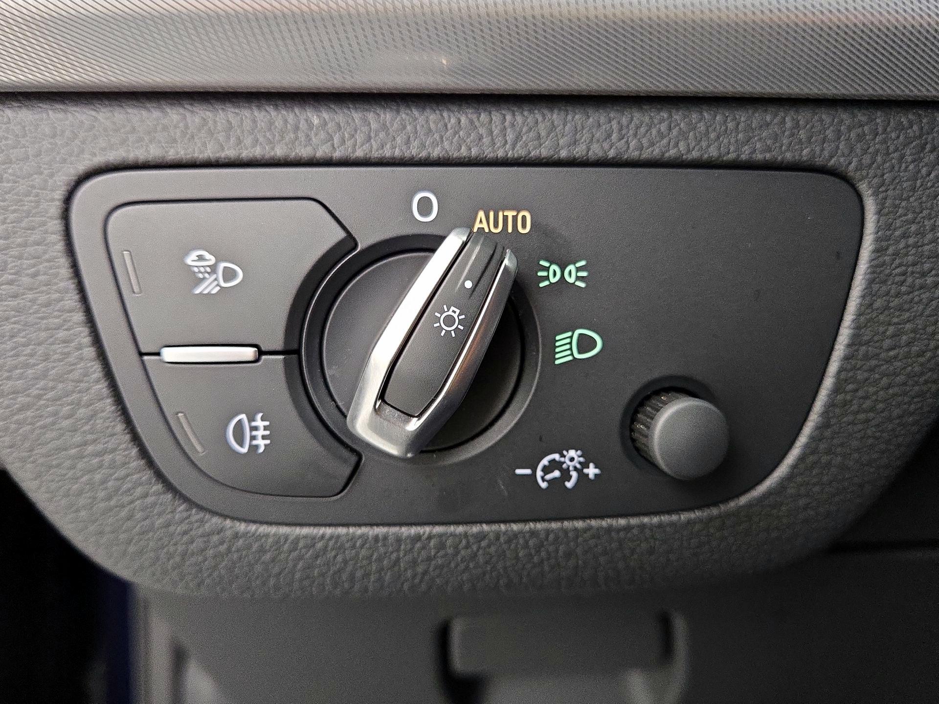 Thumbnail: 2020 Audi Q5 - 13