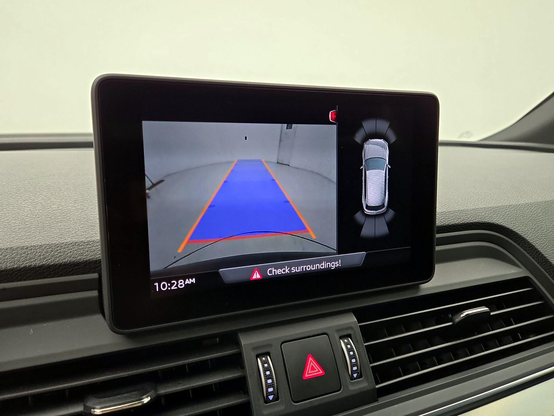 Thumbnail: 2020 Audi Q5 - 14