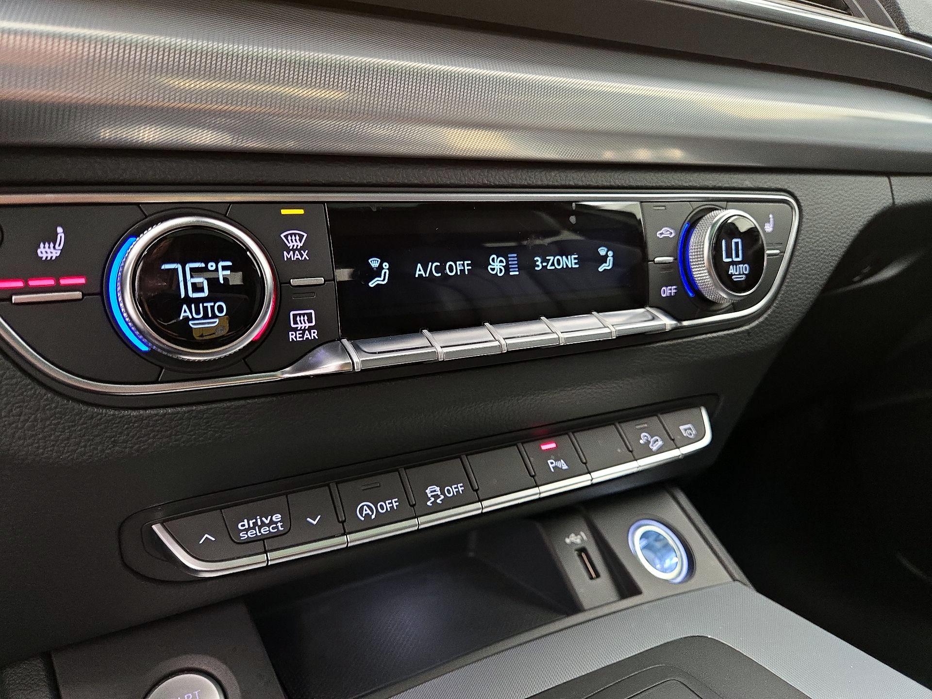 Thumbnail: 2020 Audi Q5 - 16