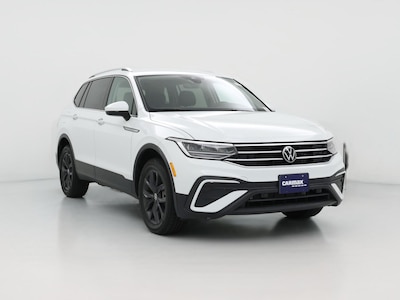 White 2024 Volkswagen Tiguan SE