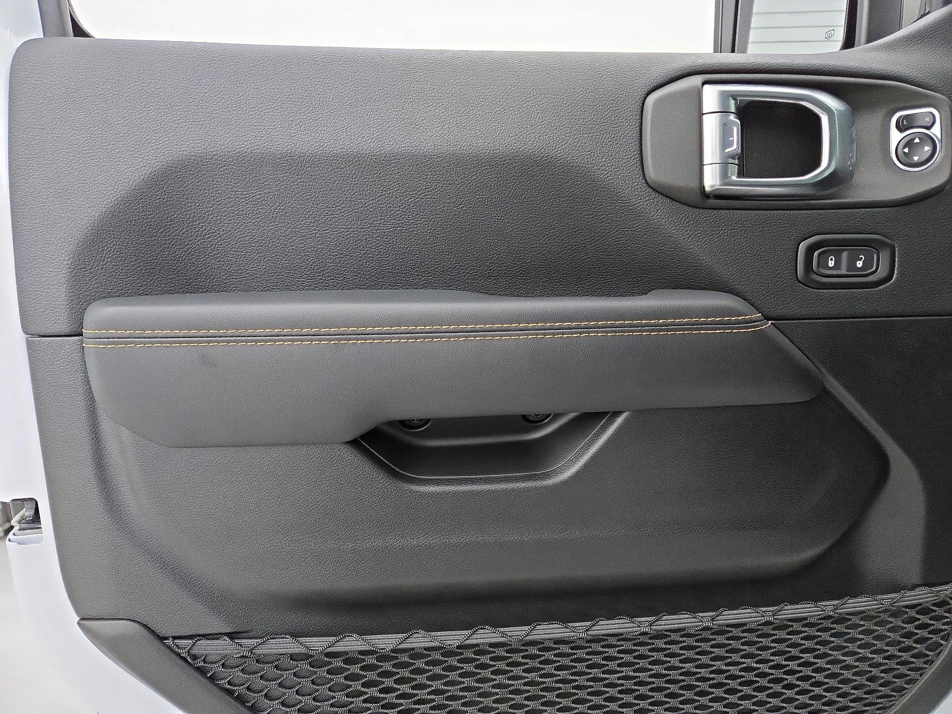 Thumbnail: 2024 Jeep Wrangler - 12