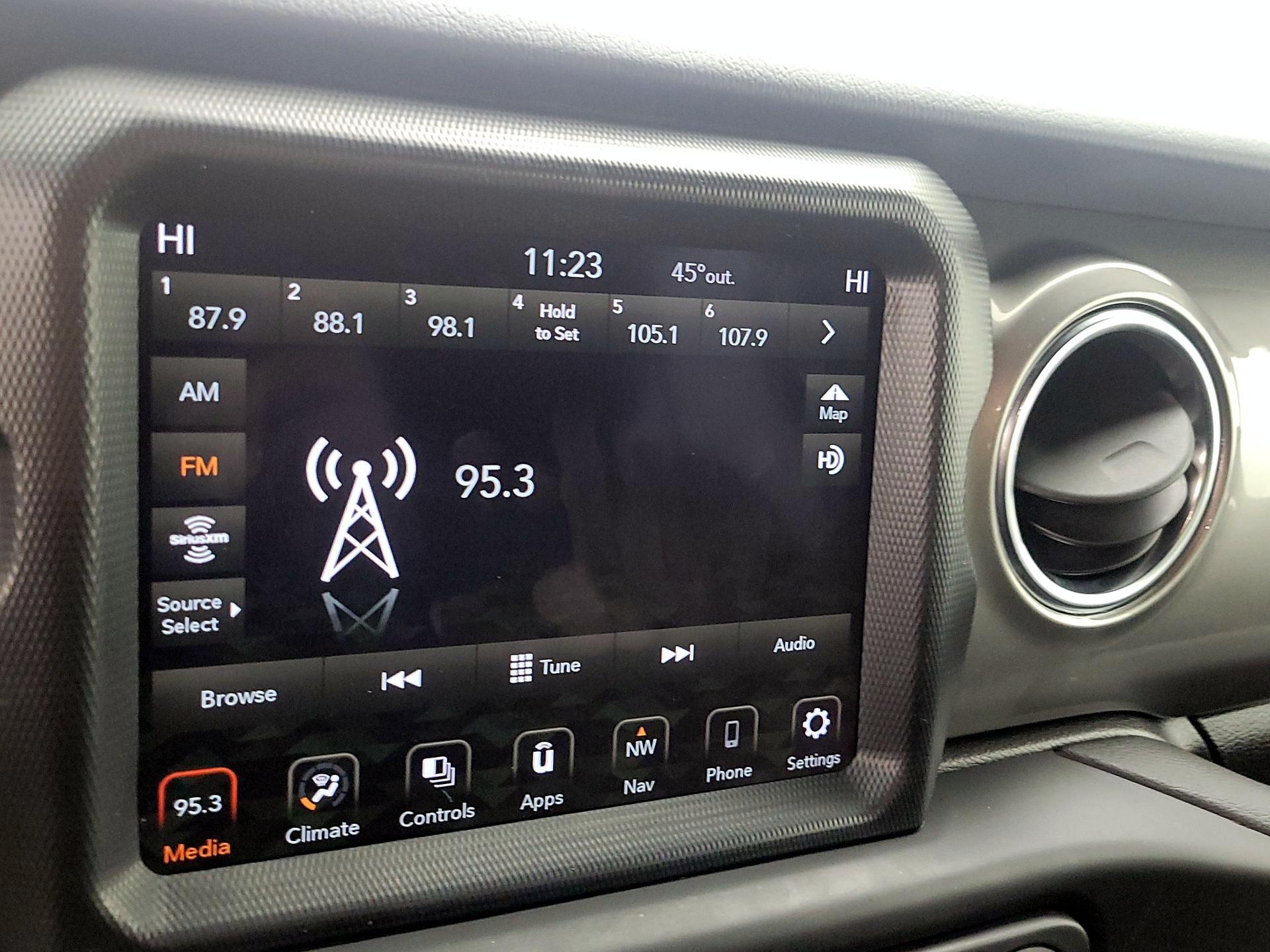 Thumbnail: 2021 Jeep Wrangler - 16