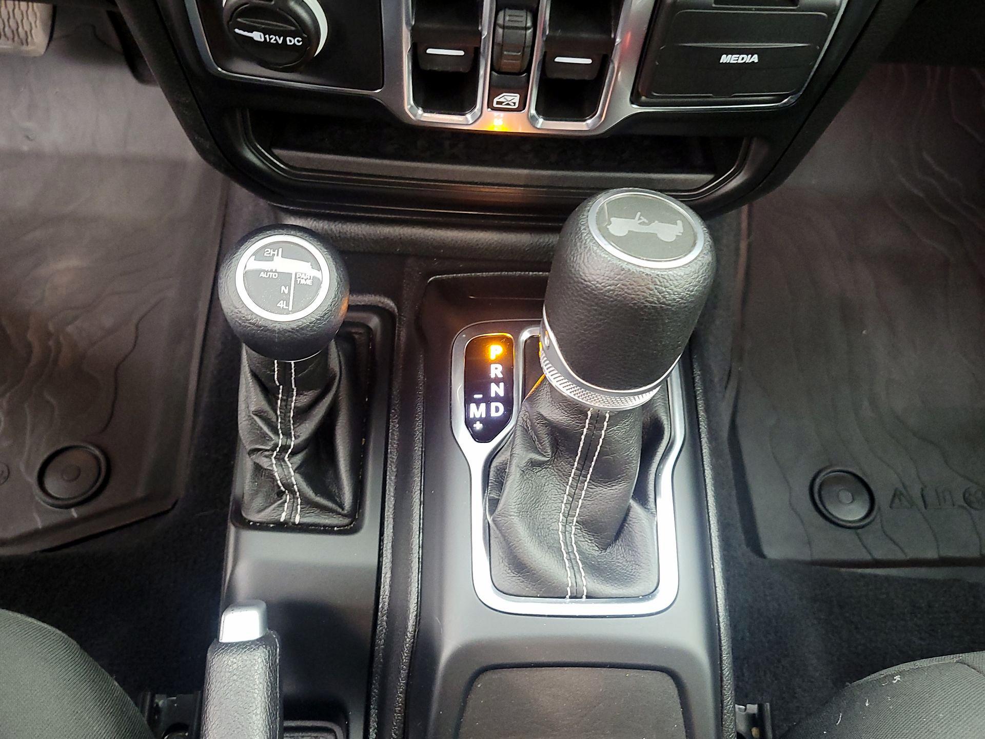 Thumbnail: 2021 Jeep Wrangler - 18