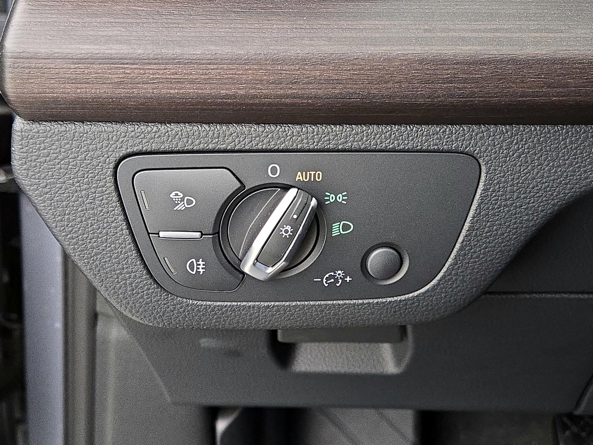 Thumbnail: 2023 Audi Q5 - 13