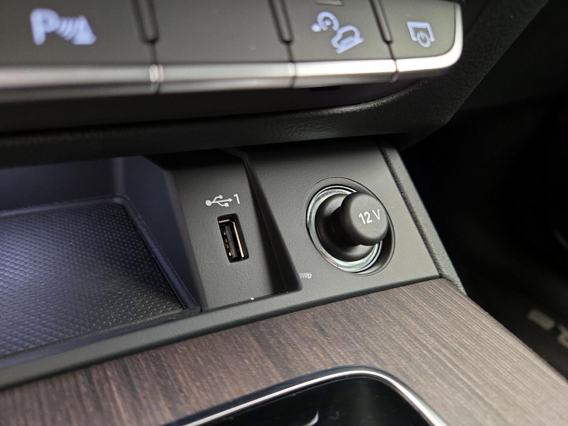 Thumbnail: 2023 Audi Q5 - 18