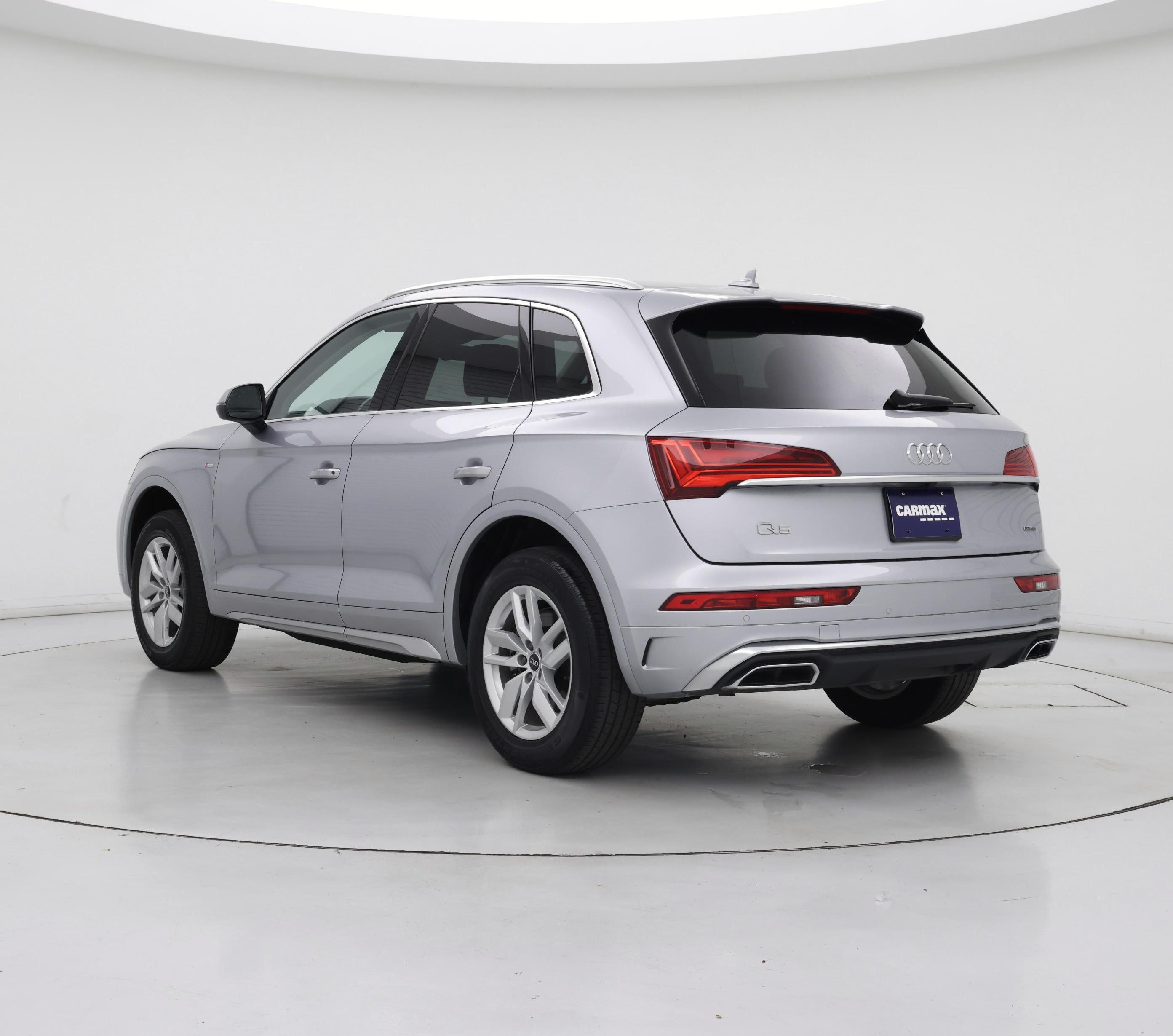 Thumbnail: 2023 Audi Q5 - 2