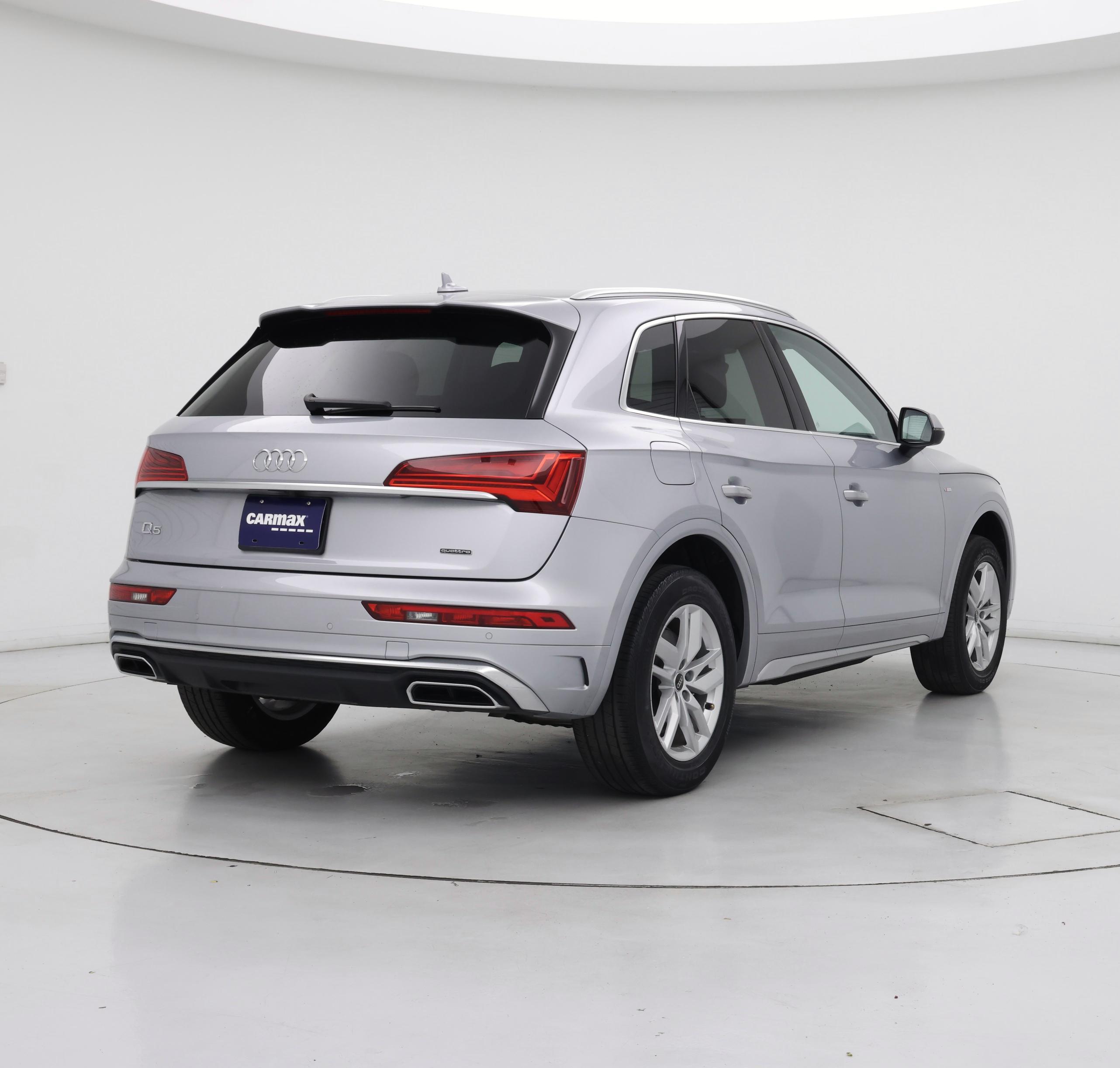 Thumbnail: 2023 Audi Q5 - 8