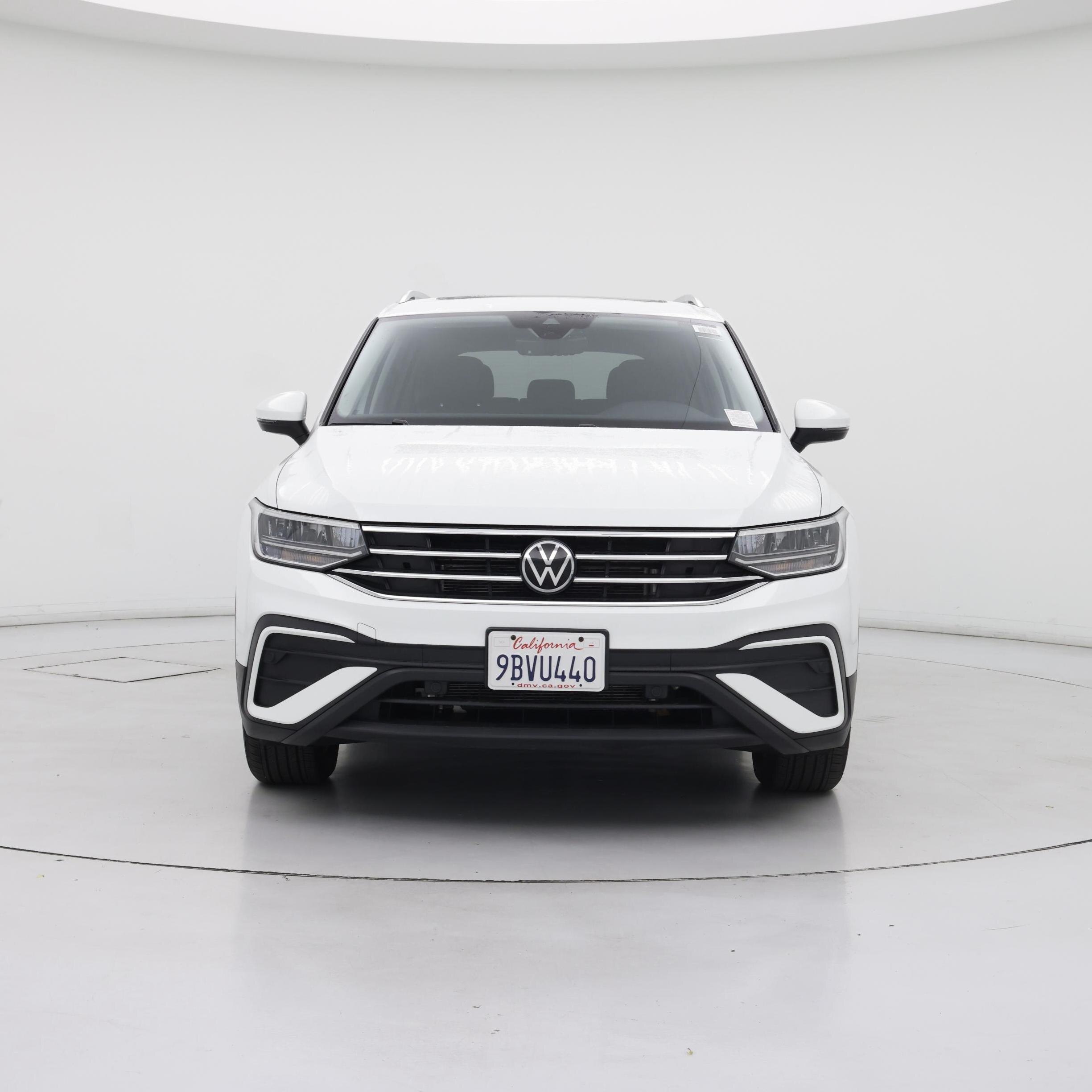 Thumbnail: 2022 Volkswagen Tiguan - 5