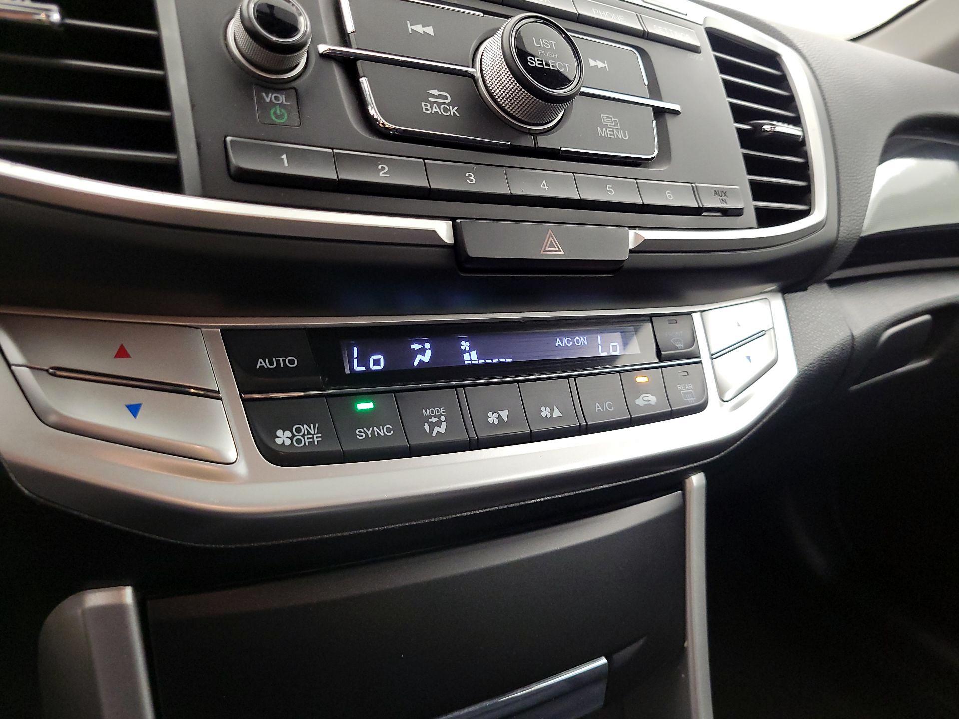 Thumbnail: 2015 Honda Accord - 16