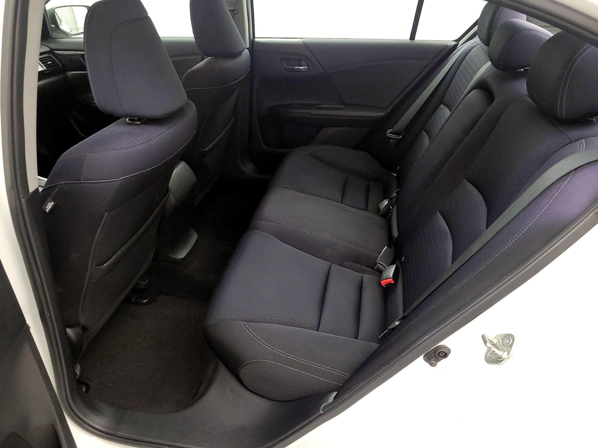 Thumbnail: 2015 Honda Accord - 19