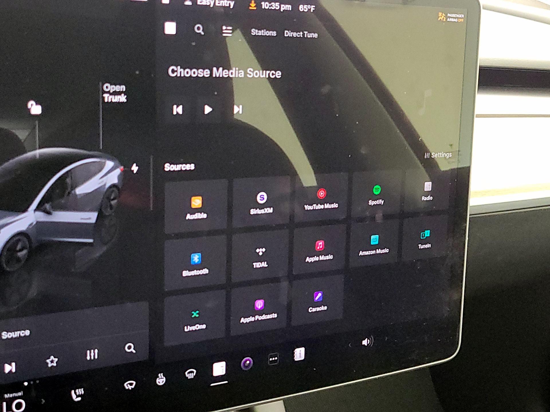 Thumbnail: 2023 Tesla Model 3 - 15