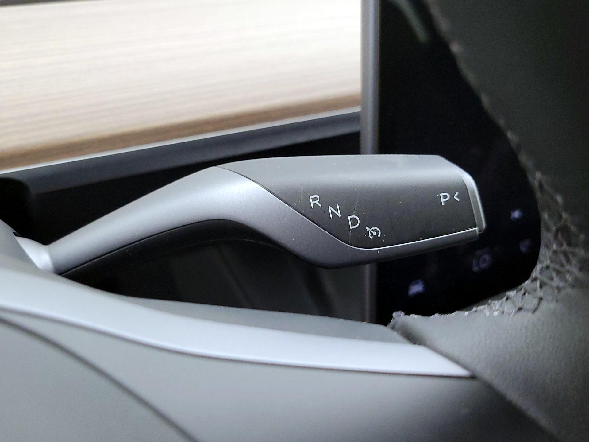 Thumbnail: 2023 Tesla Model 3 - 17