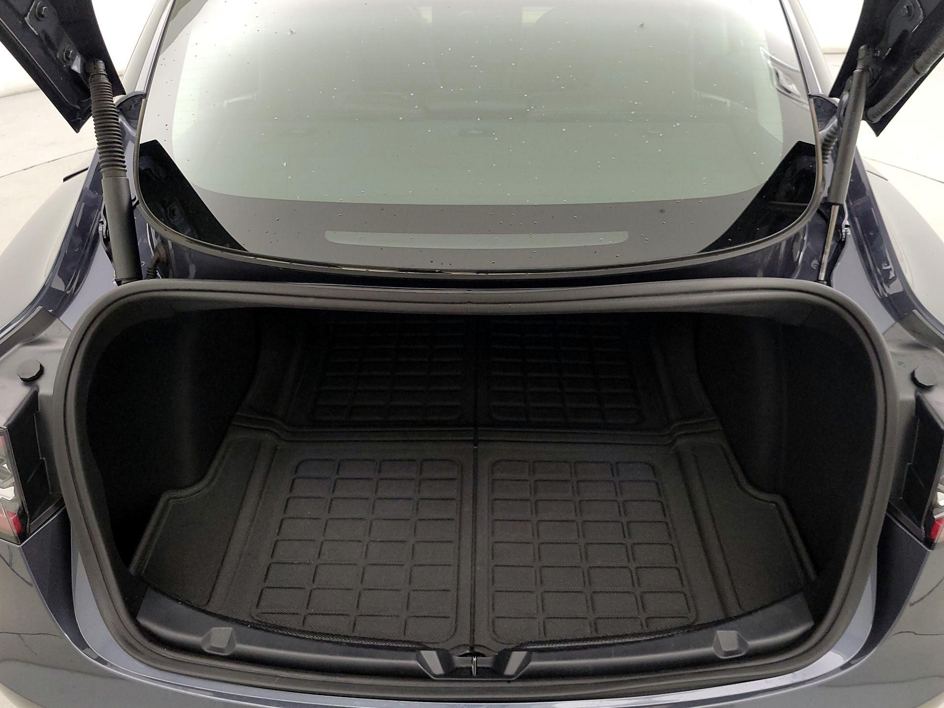 Thumbnail: 2023 Tesla Model 3 - 20