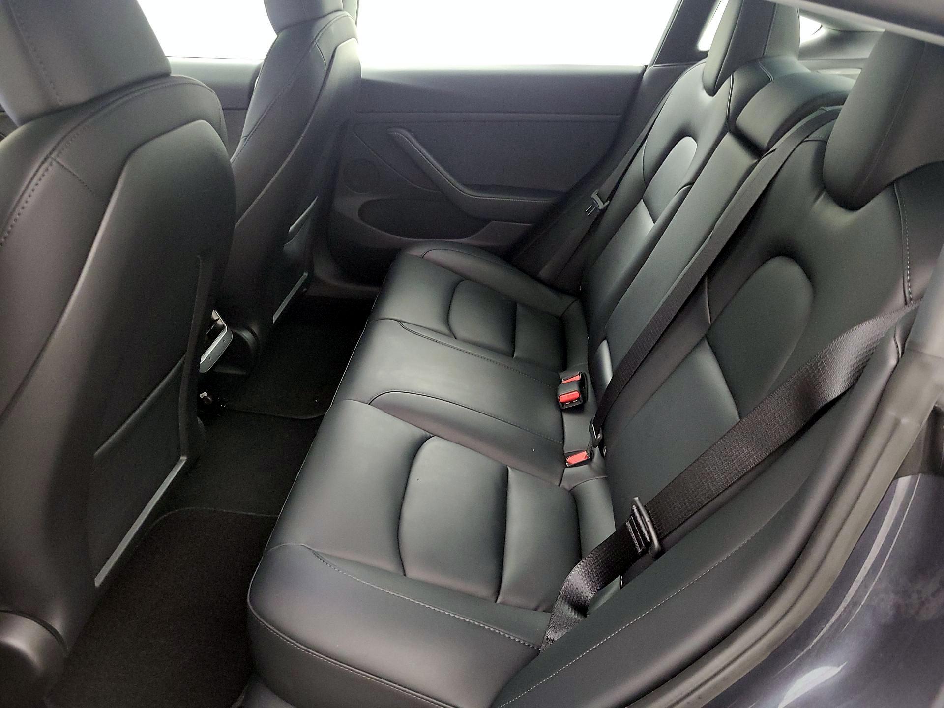 Thumbnail: 2023 Tesla Model 3 - 19