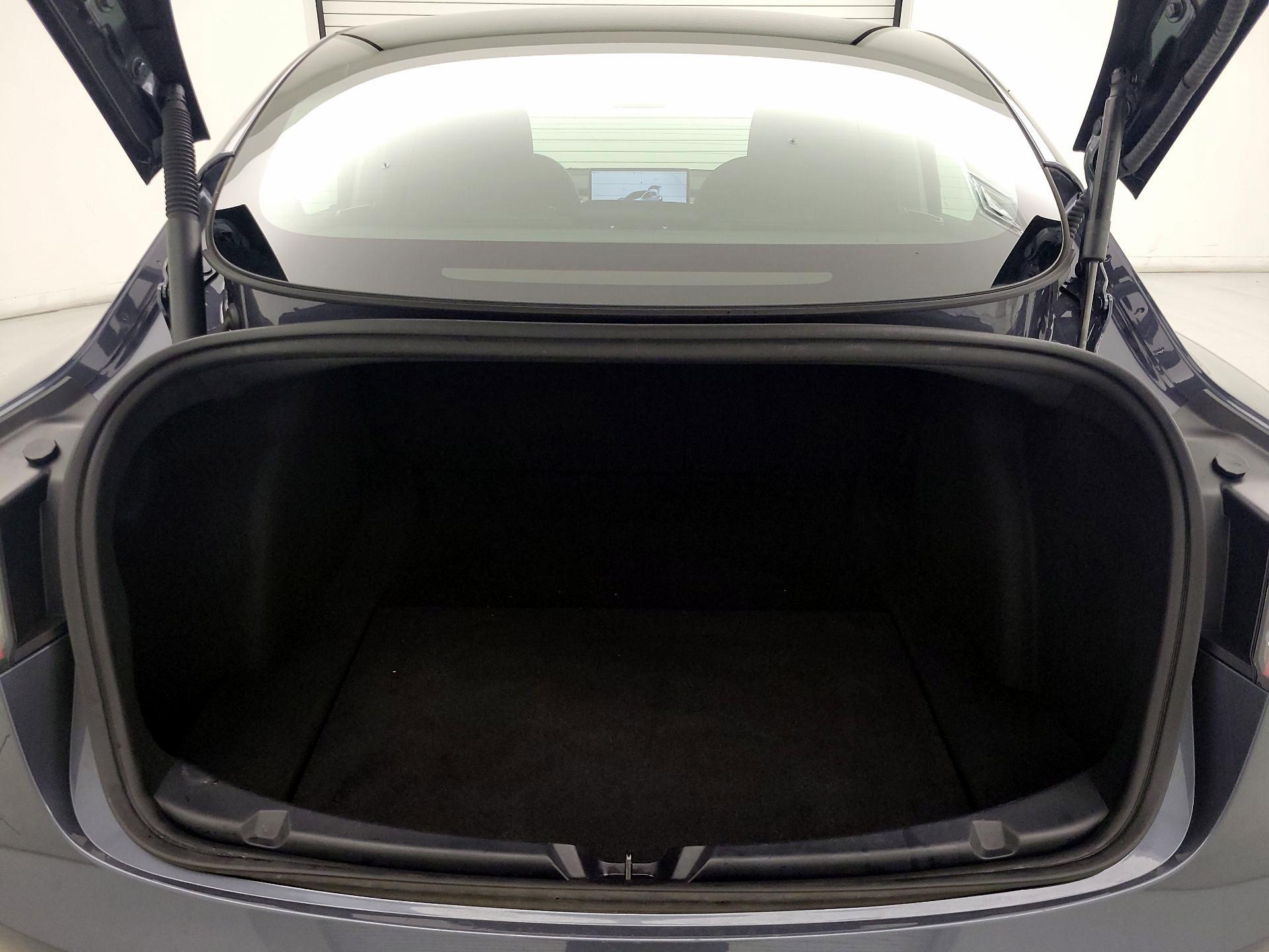 Thumbnail: 2023 Tesla Model 3 - 20