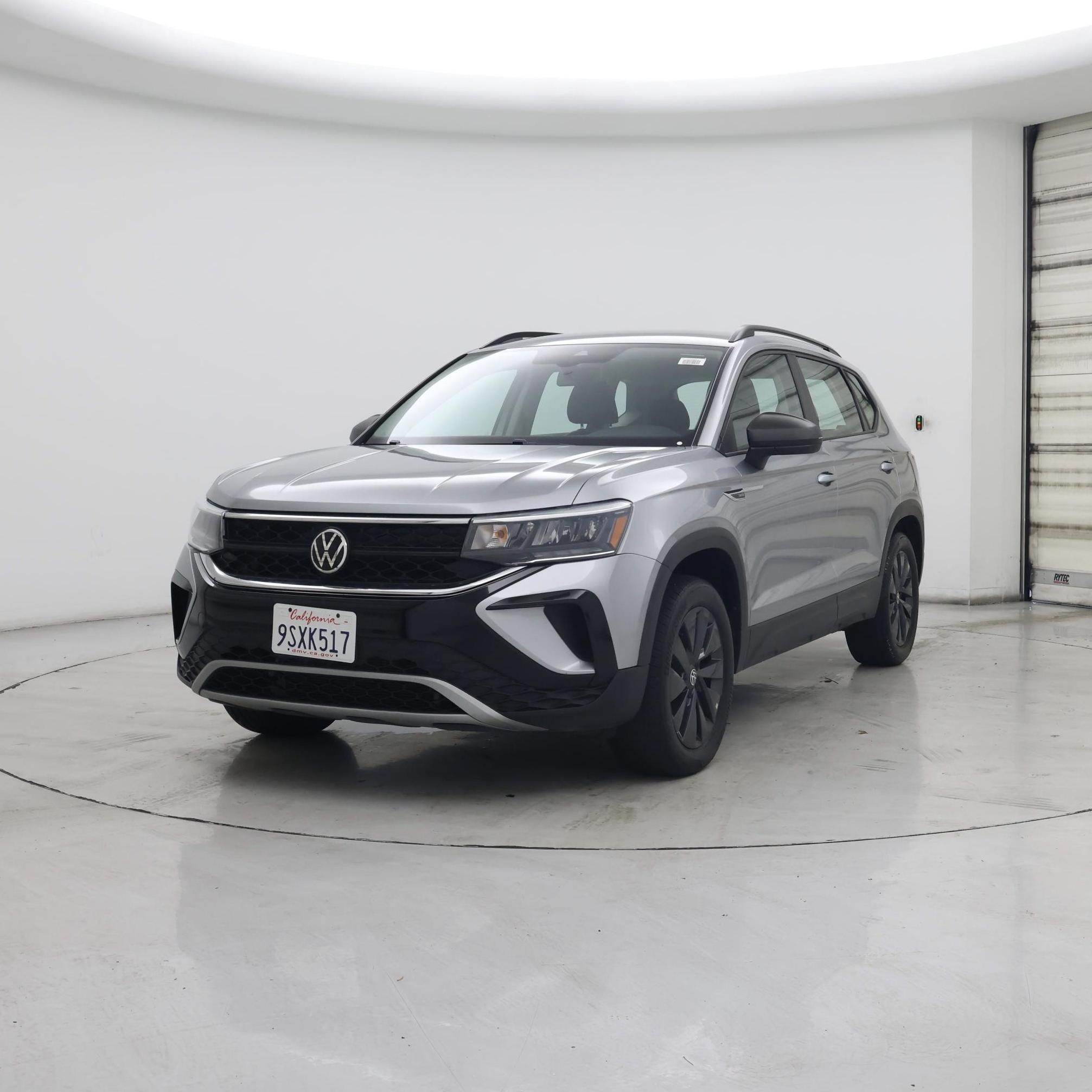 Thumbnail: 2022 Volkswagen Taos - 4