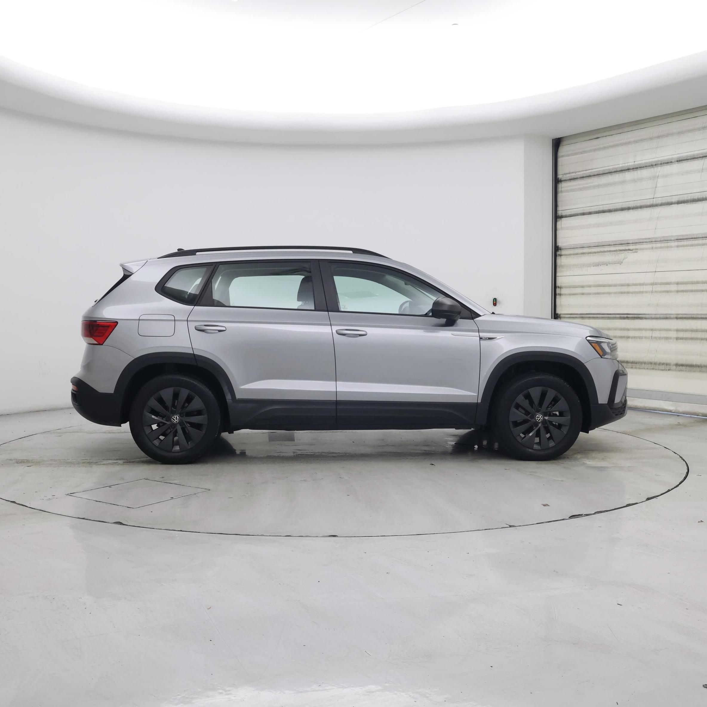 Thumbnail: 2022 Volkswagen Taos - 7