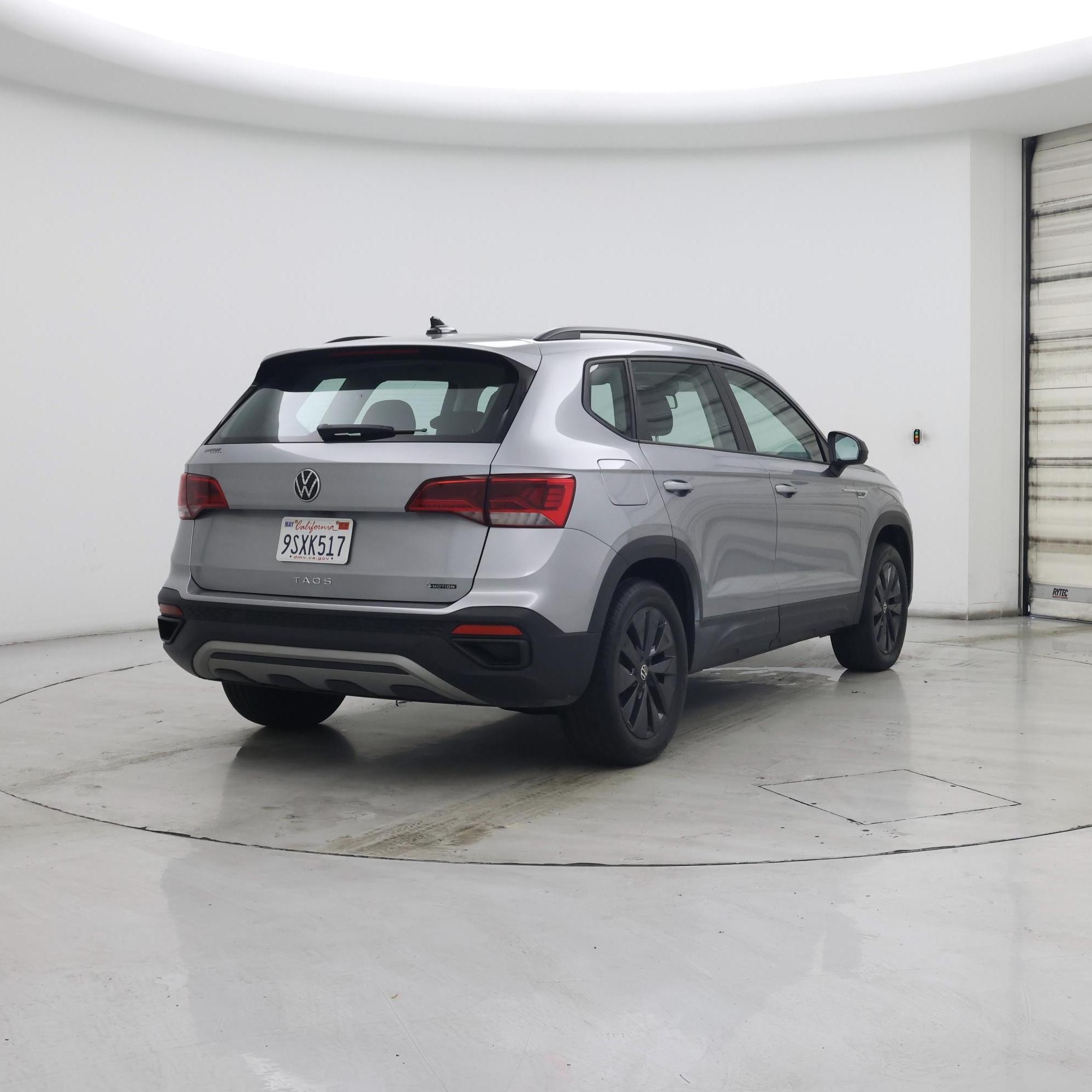 Thumbnail: 2022 Volkswagen Taos - 8