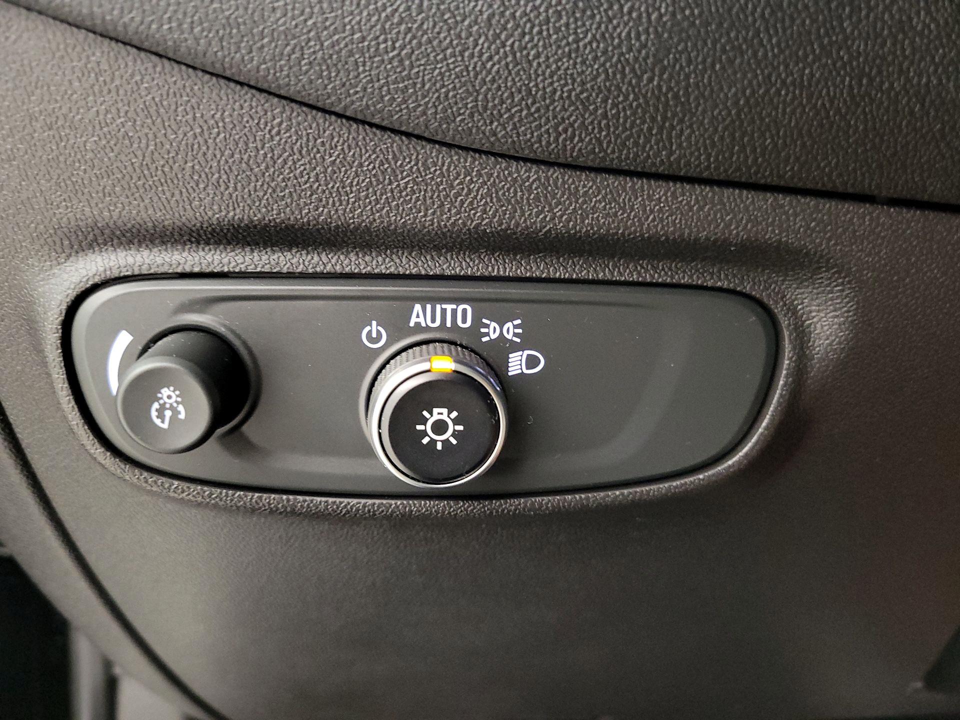 Thumbnail: 2023 Chevrolet Equinox - 13