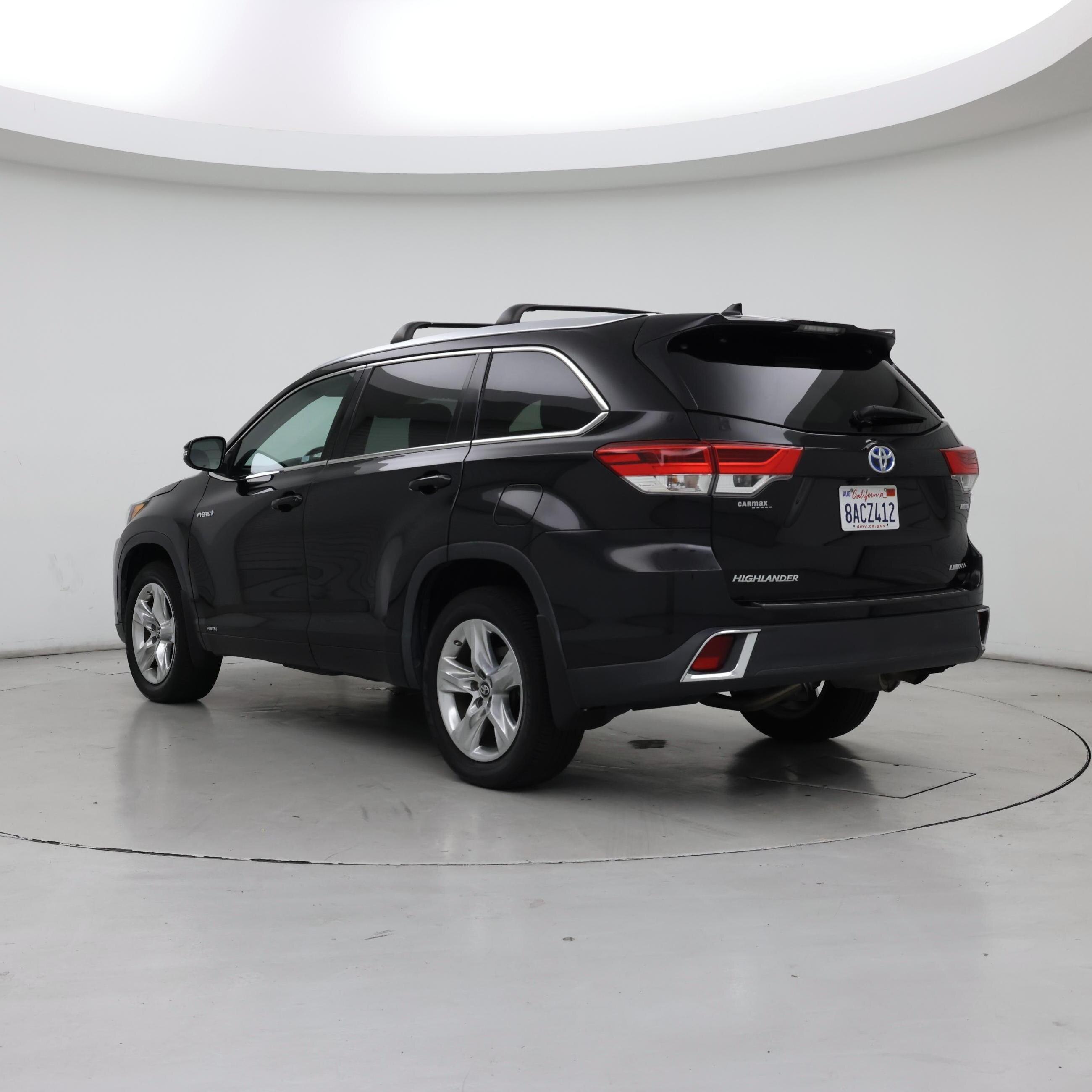 Thumbnail: 2017 Toyota Highlander - 2