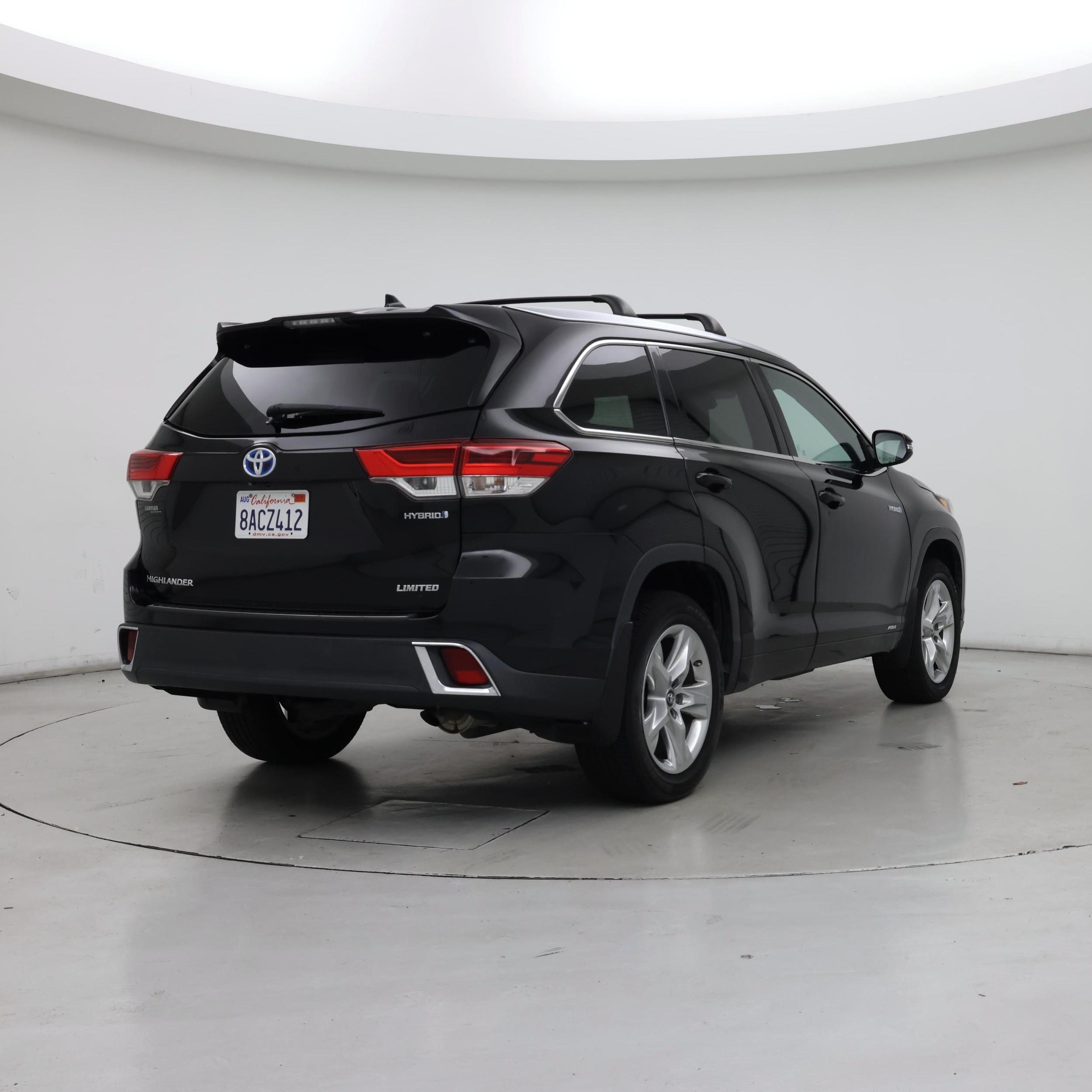 Thumbnail: 2017 Toyota Highlander - 8