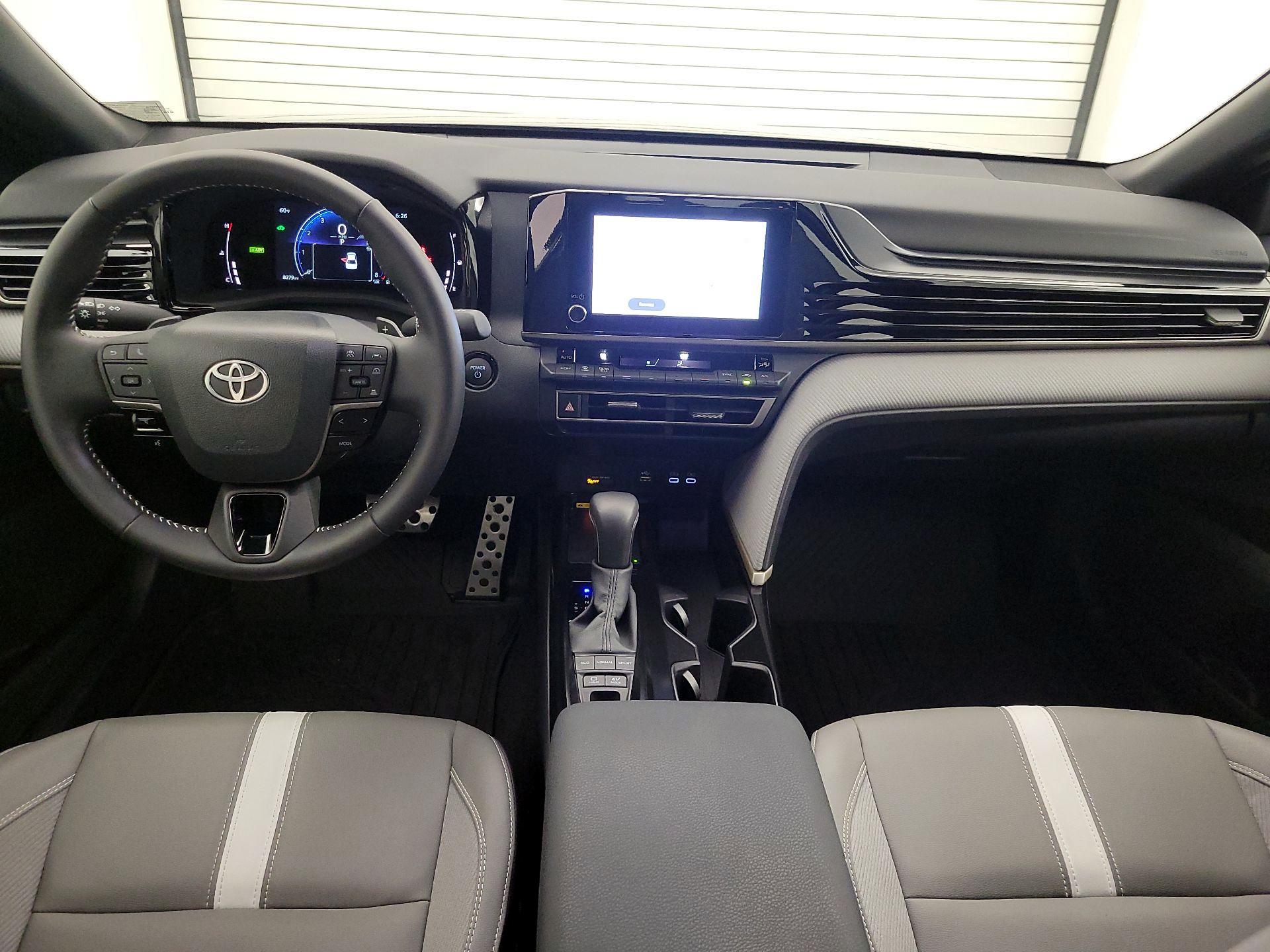 Thumbnail: 2025 Toyota Camry - 9