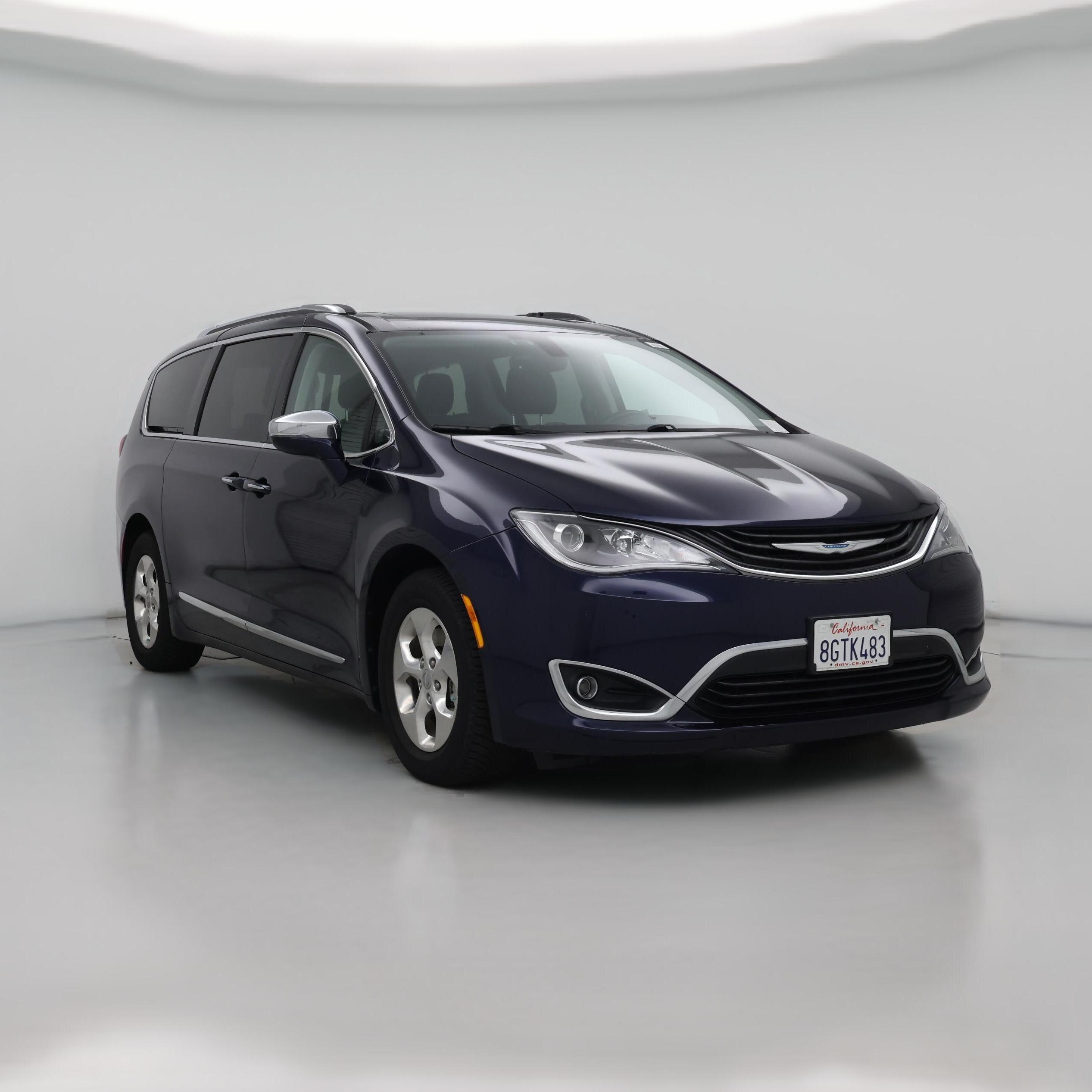 Thumbnail: 2018 Chrysler Pacifica - 1