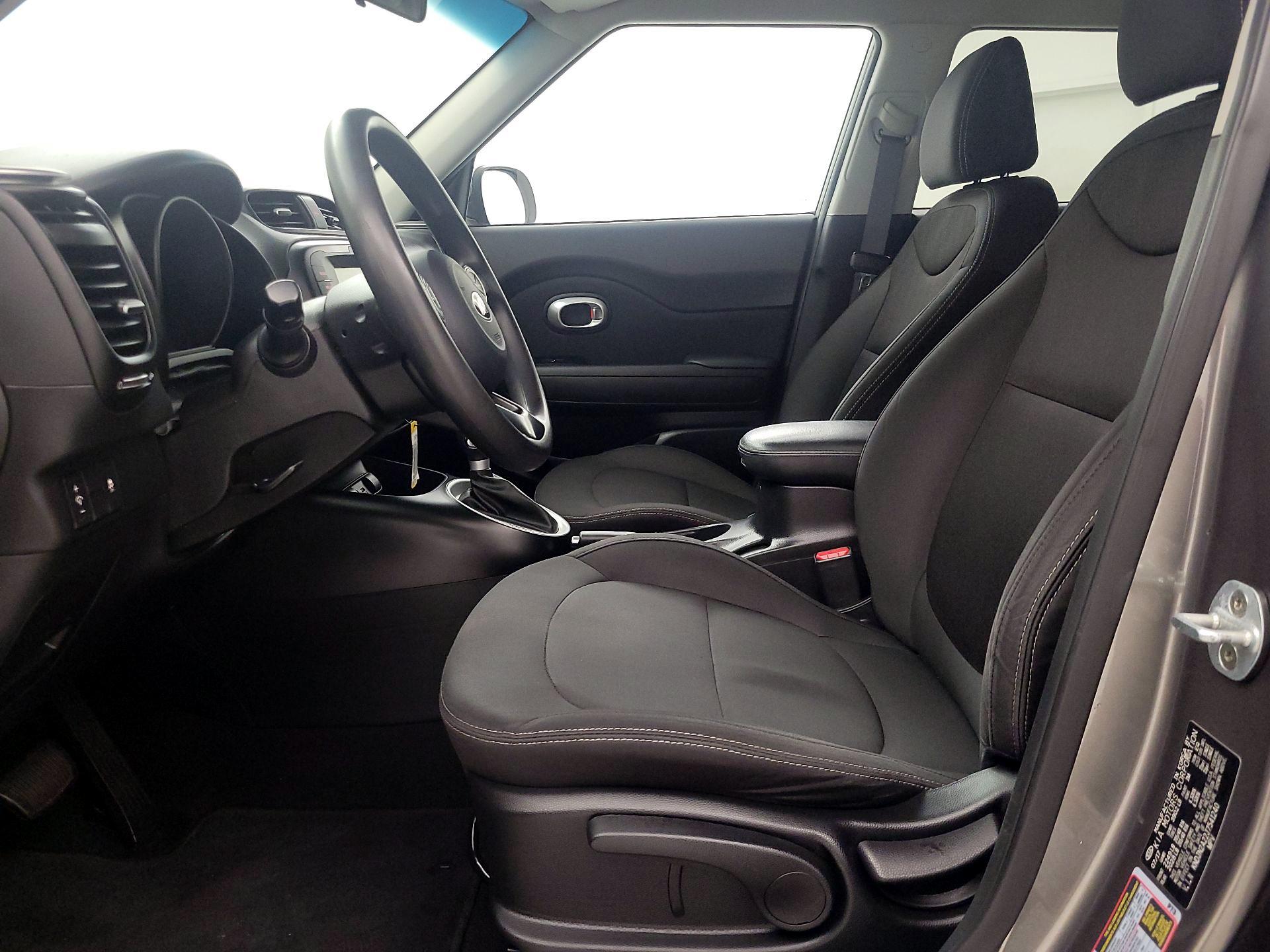 Thumbnail: 2018 Kia Soul - 11