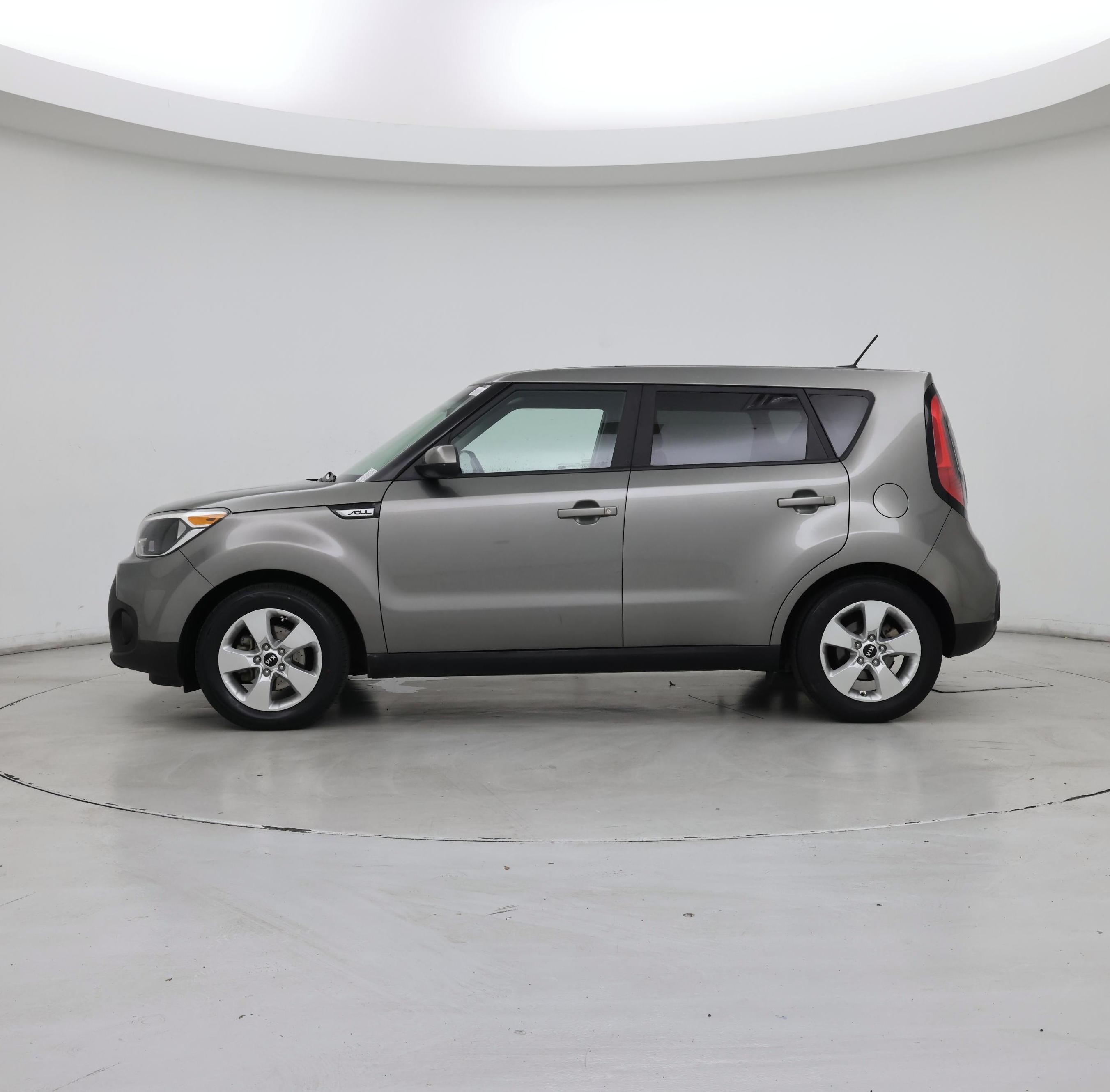 Thumbnail: 2018 Kia Soul - 3