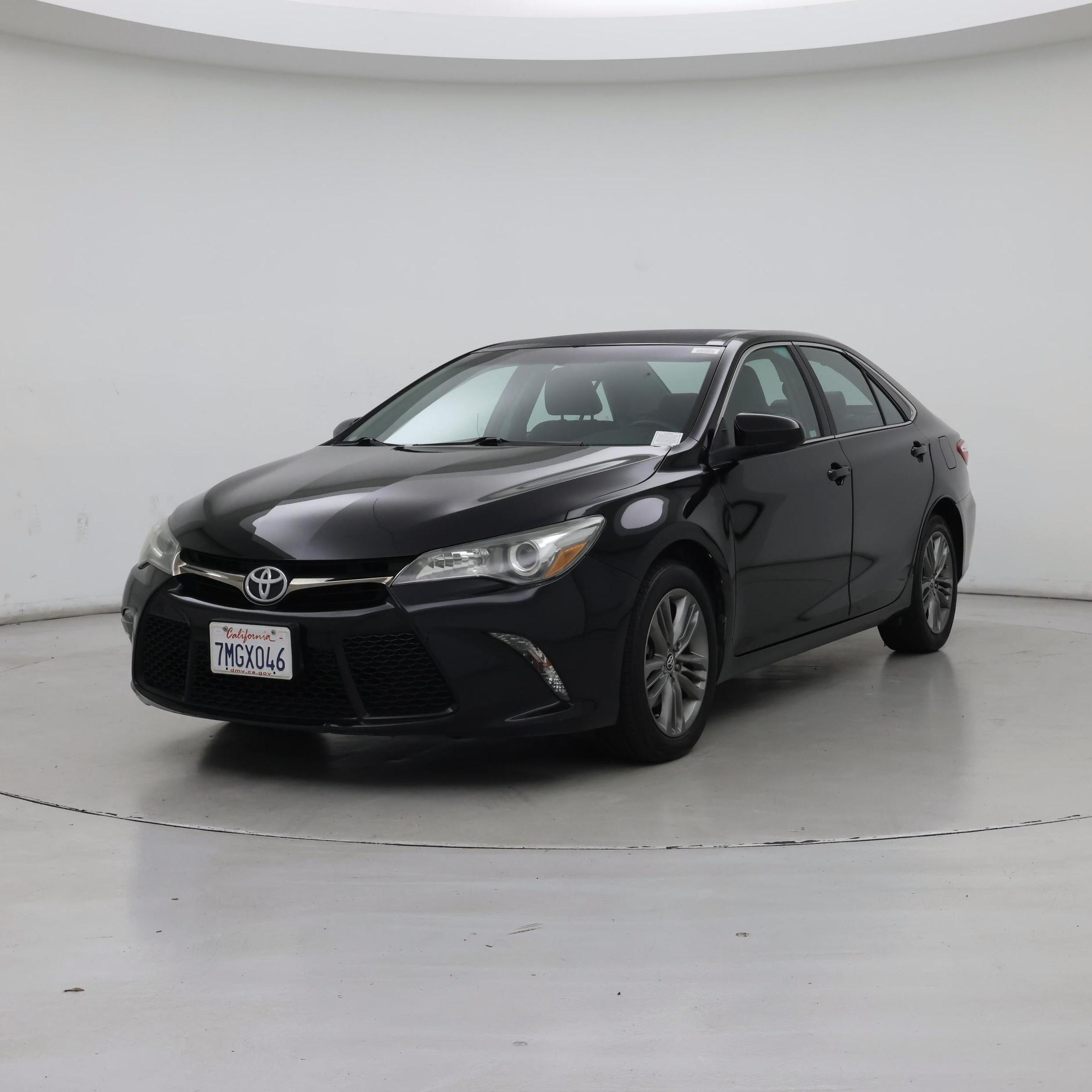 Thumbnail: 2015 Toyota Camry - 4