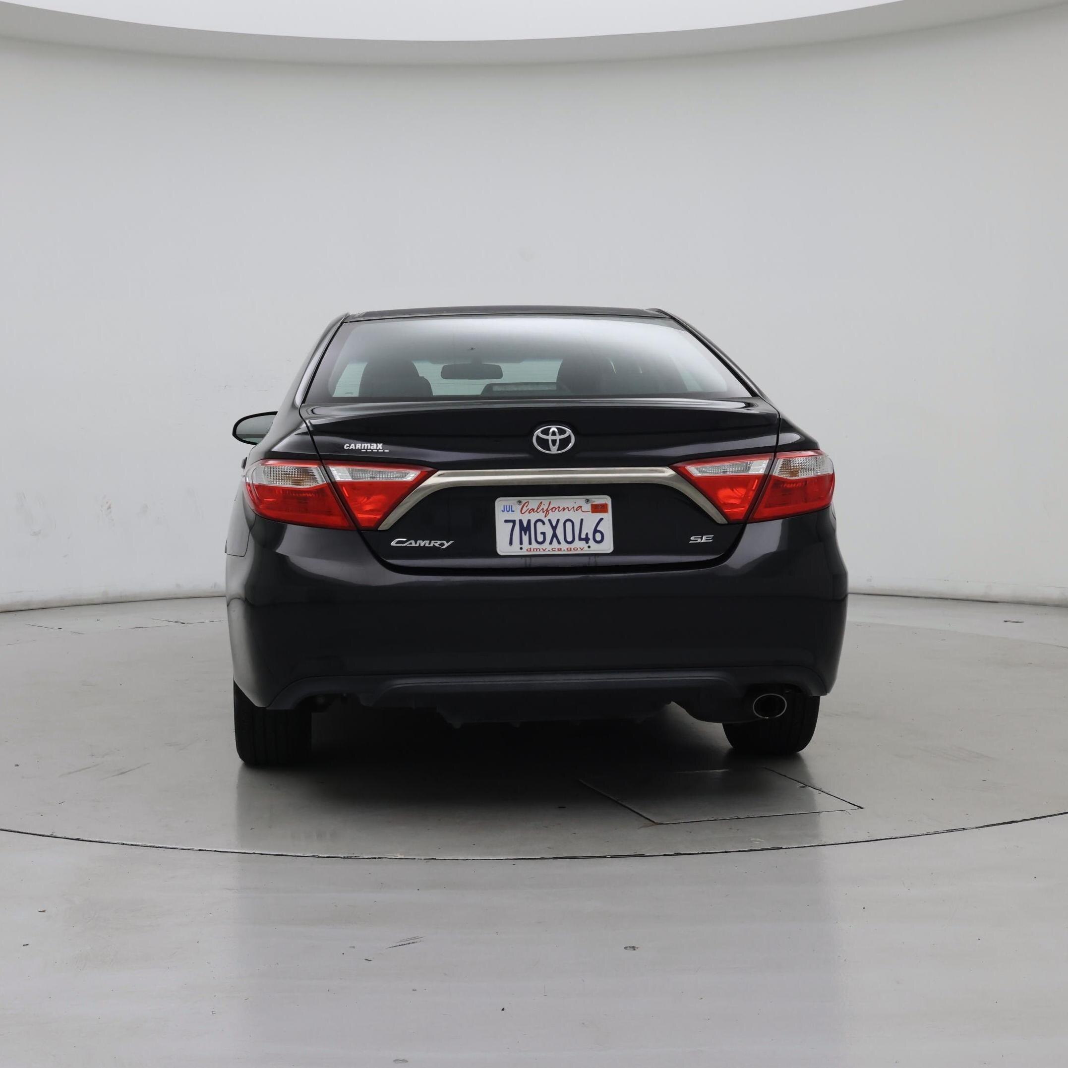 Thumbnail: 2015 Toyota Camry - 6