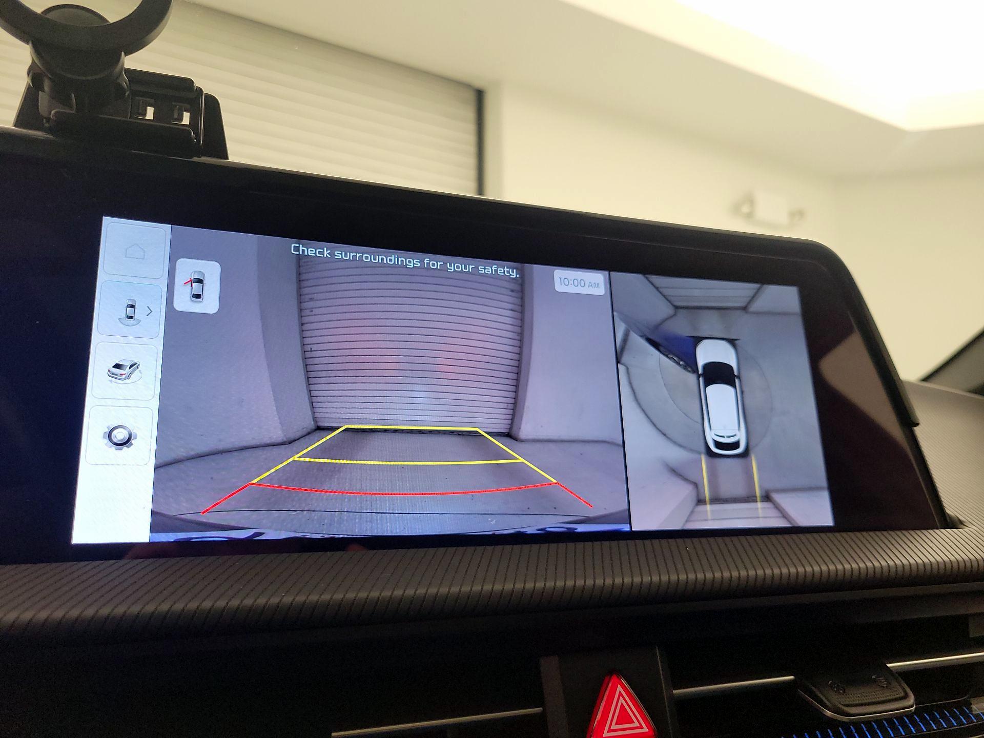 Thumbnail: 2023 Kia EV6 - 15