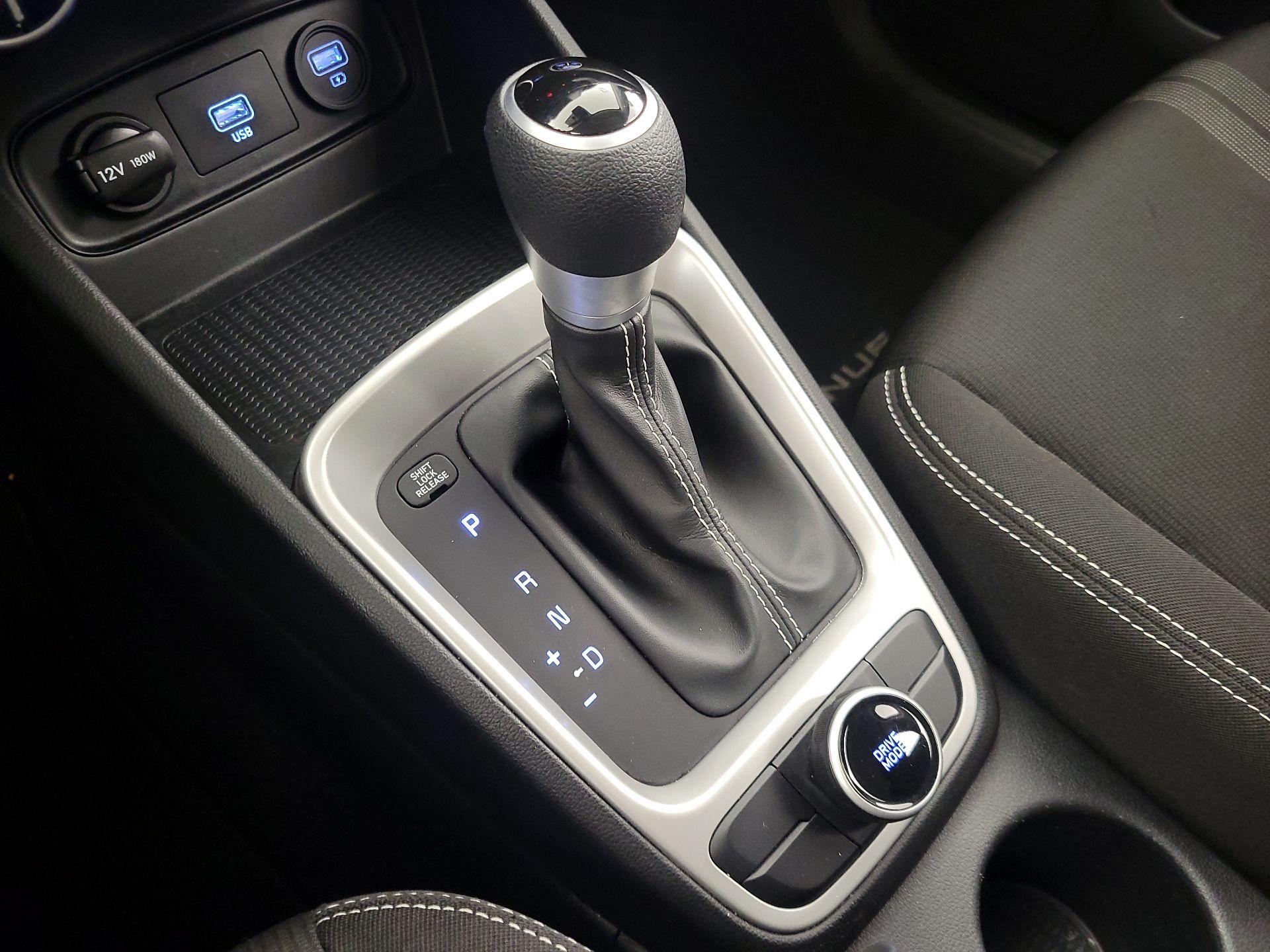 Thumbnail: 2020 Hyundai Venue - 17