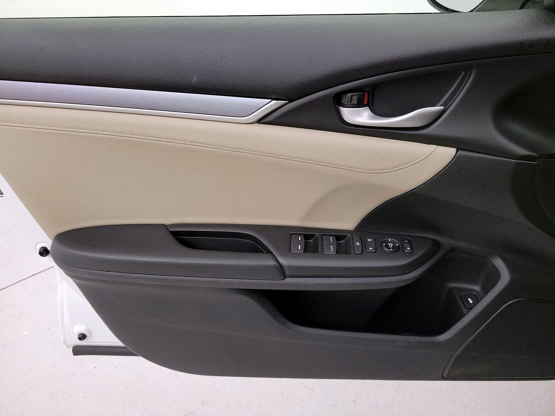 Thumbnail: 2018 Honda Civic - 12