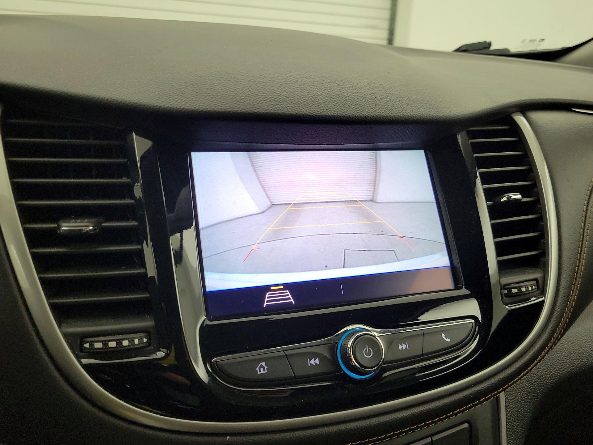 Thumbnail: 2020 Chevrolet Trax - 14