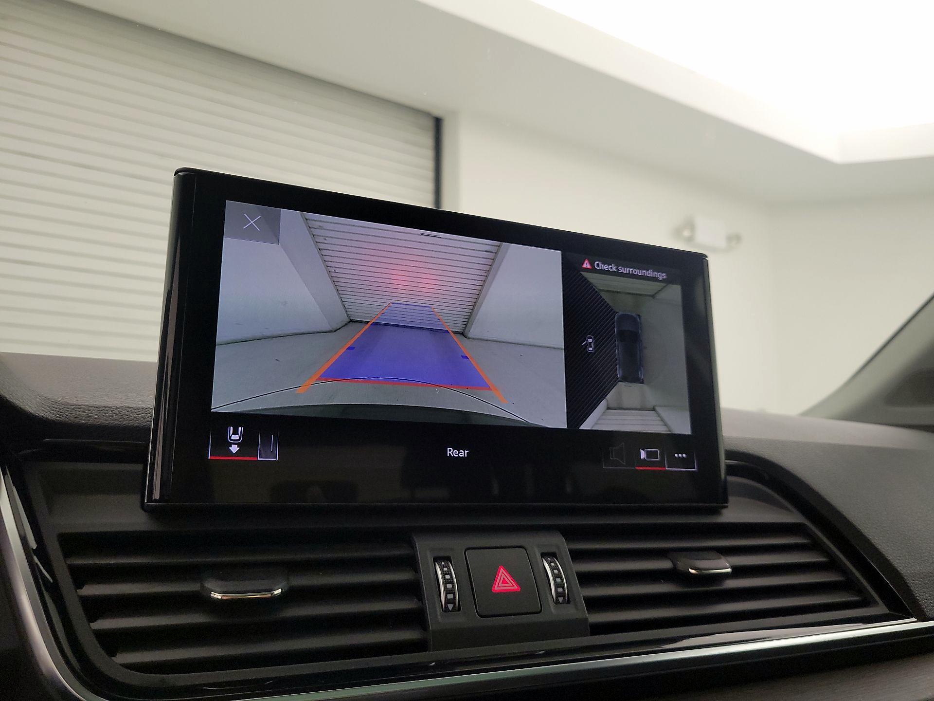 Thumbnail: 2021 Audi Q5 - 15