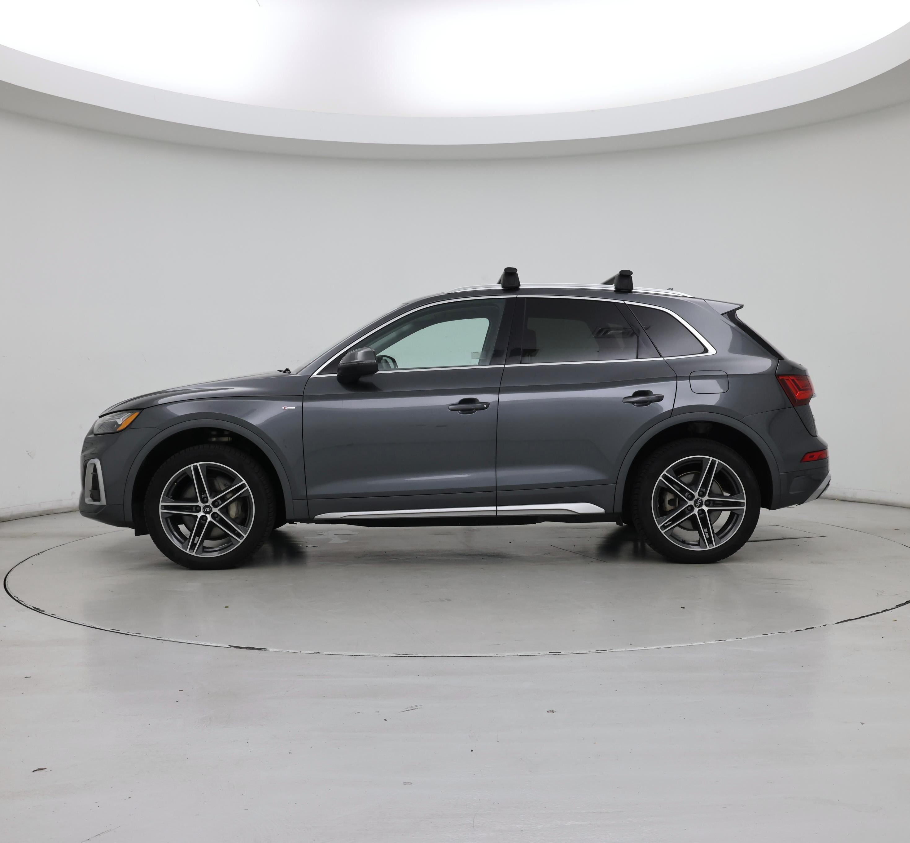 Thumbnail: 2021 Audi Q5 - 3