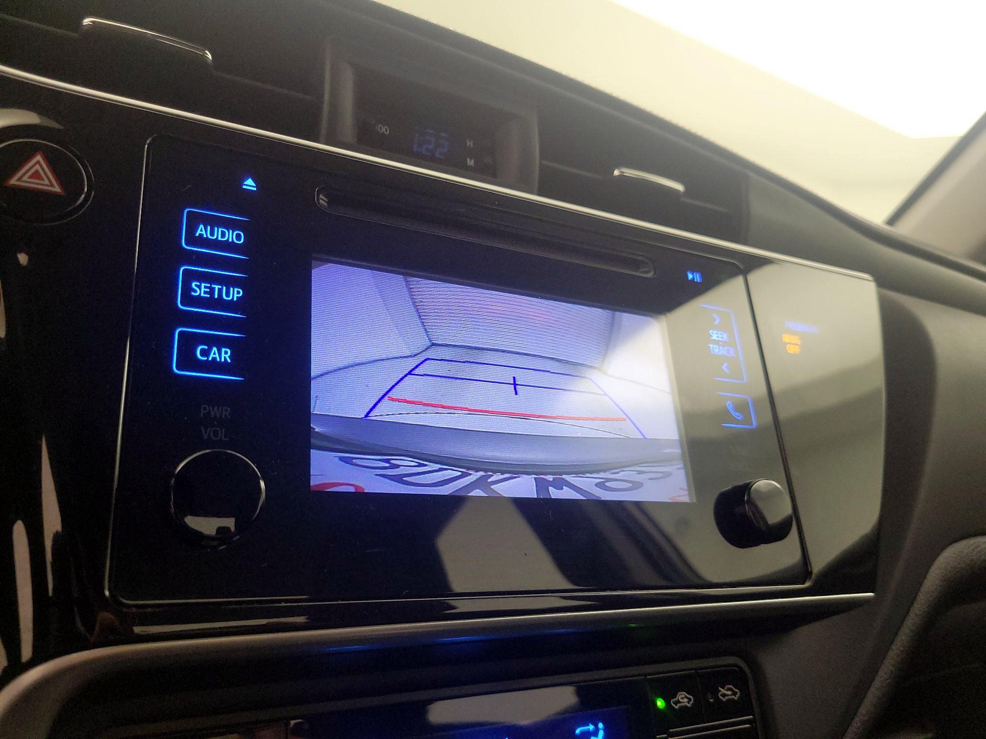 Thumbnail: 2018 Toyota Corolla - 14