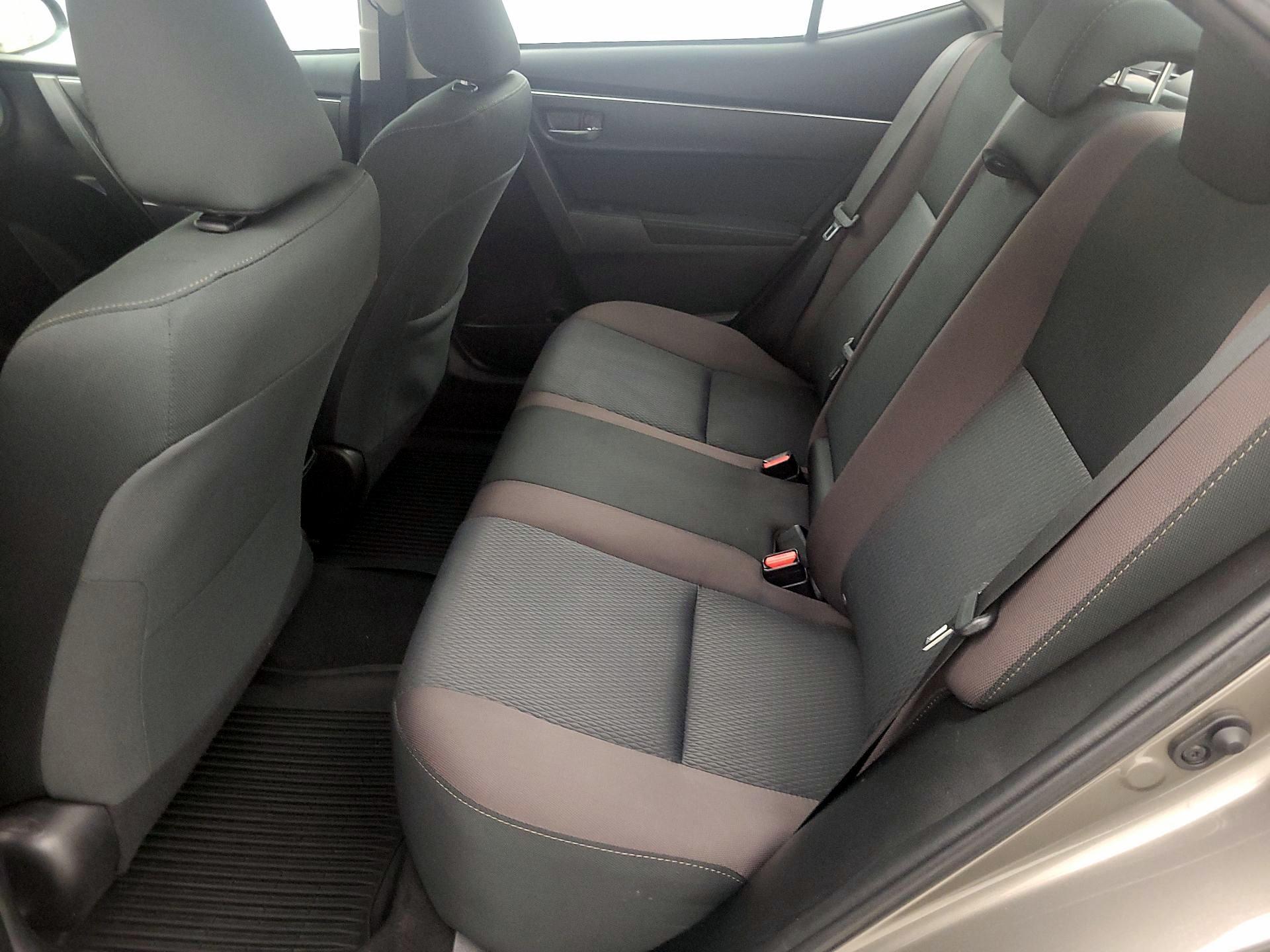 Thumbnail: 2018 Toyota Corolla - 19