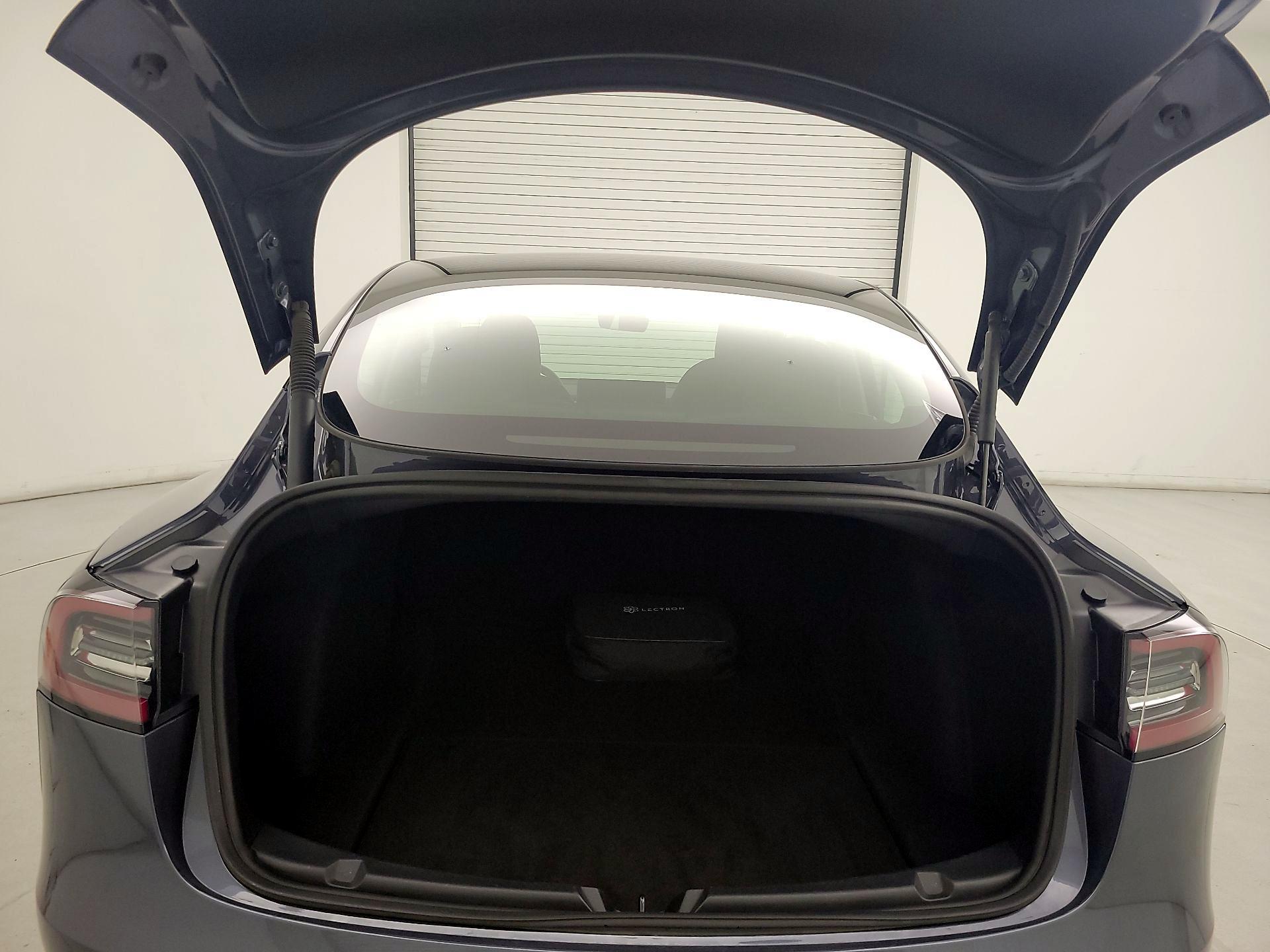 Thumbnail: 2023 Tesla Model 3 - 20